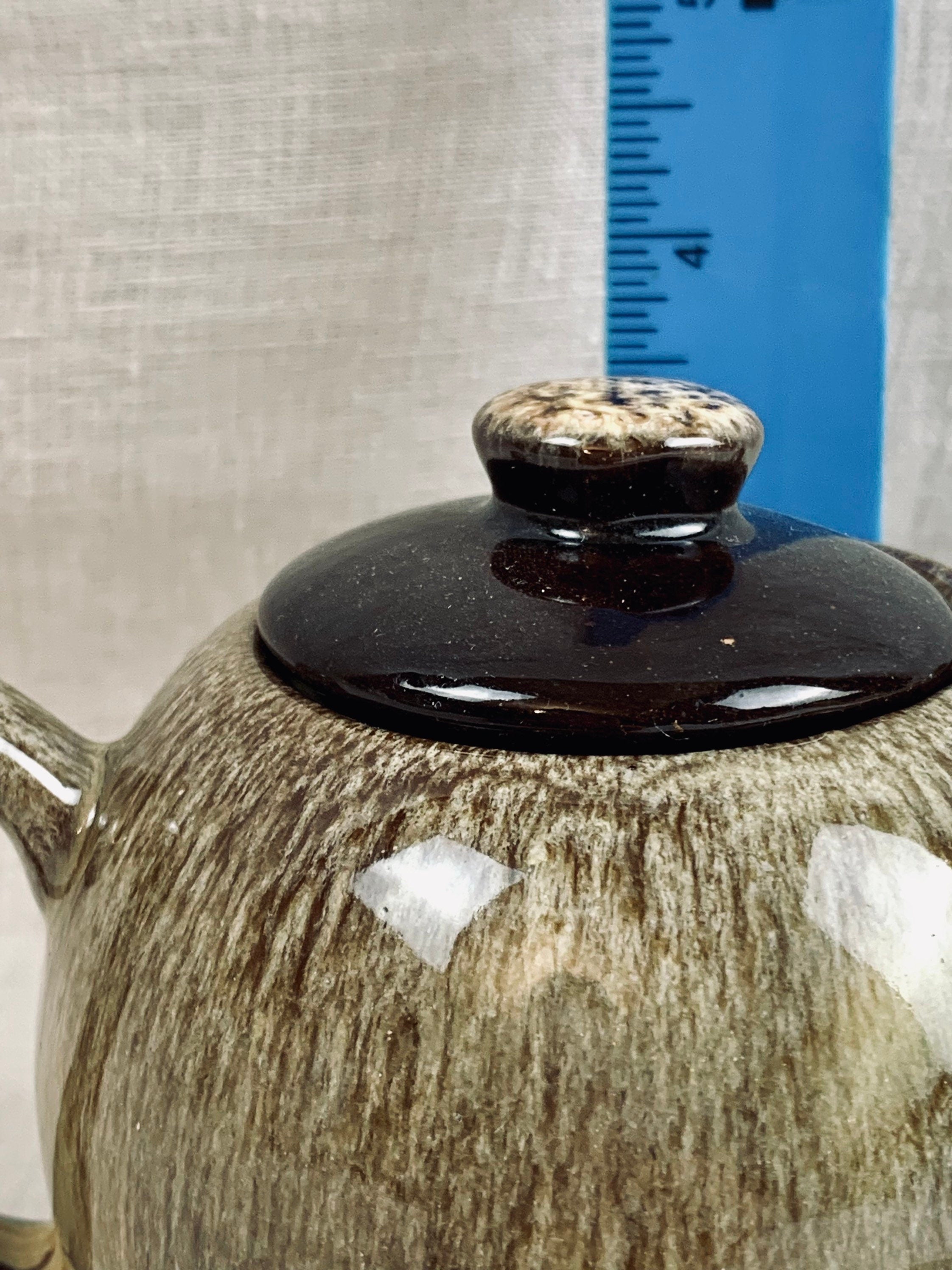 Evangeline Canada 993 Teapot Drip Brown