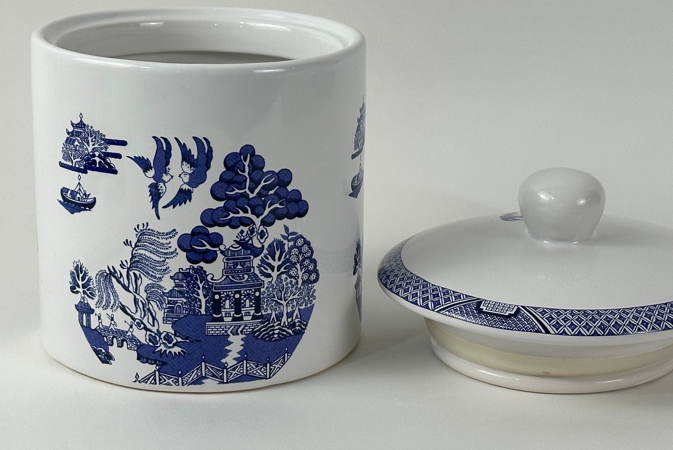 Cuthbertson Blue Willow Large Canister