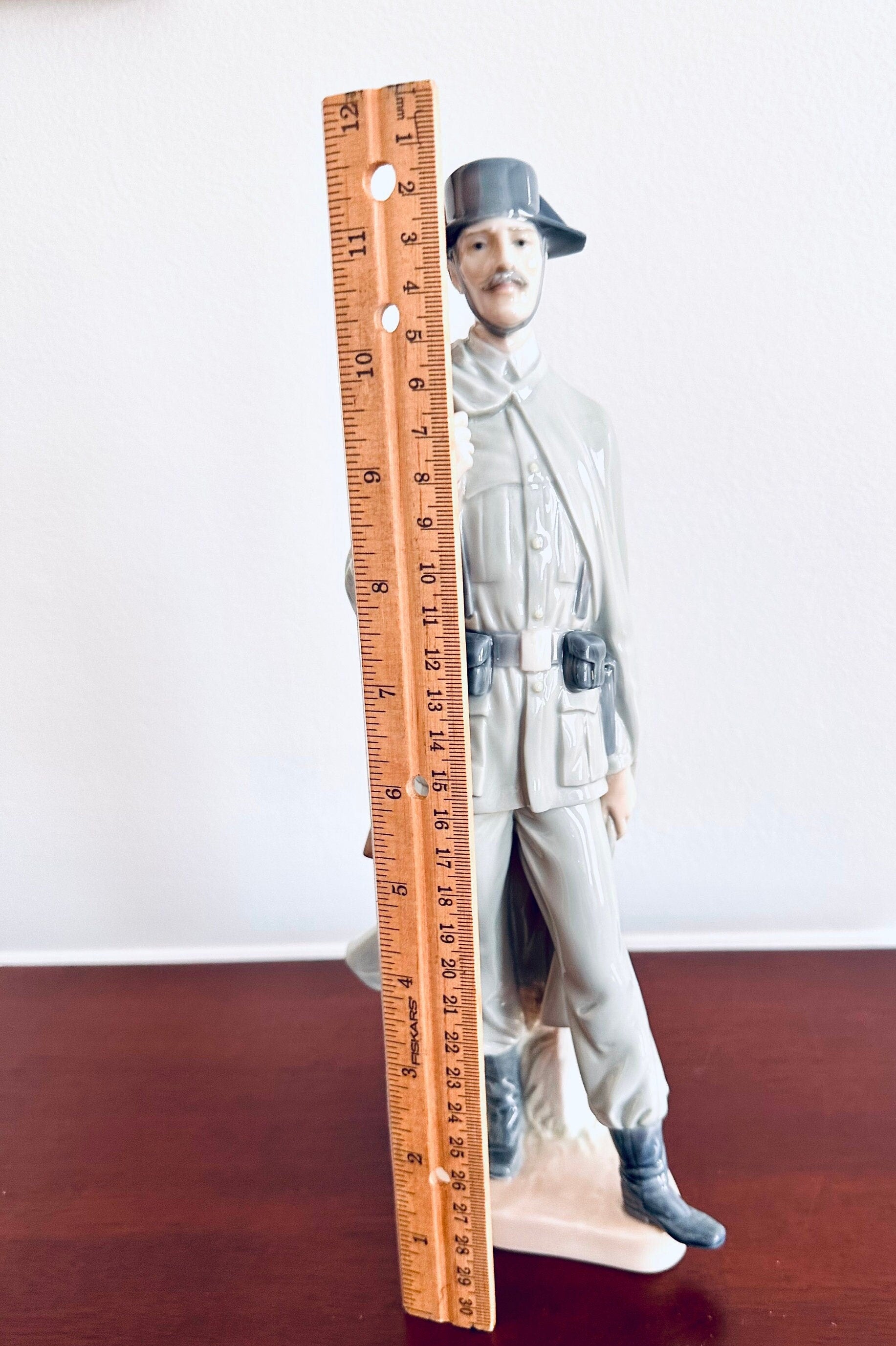 Retired Lladro Policeman 4889