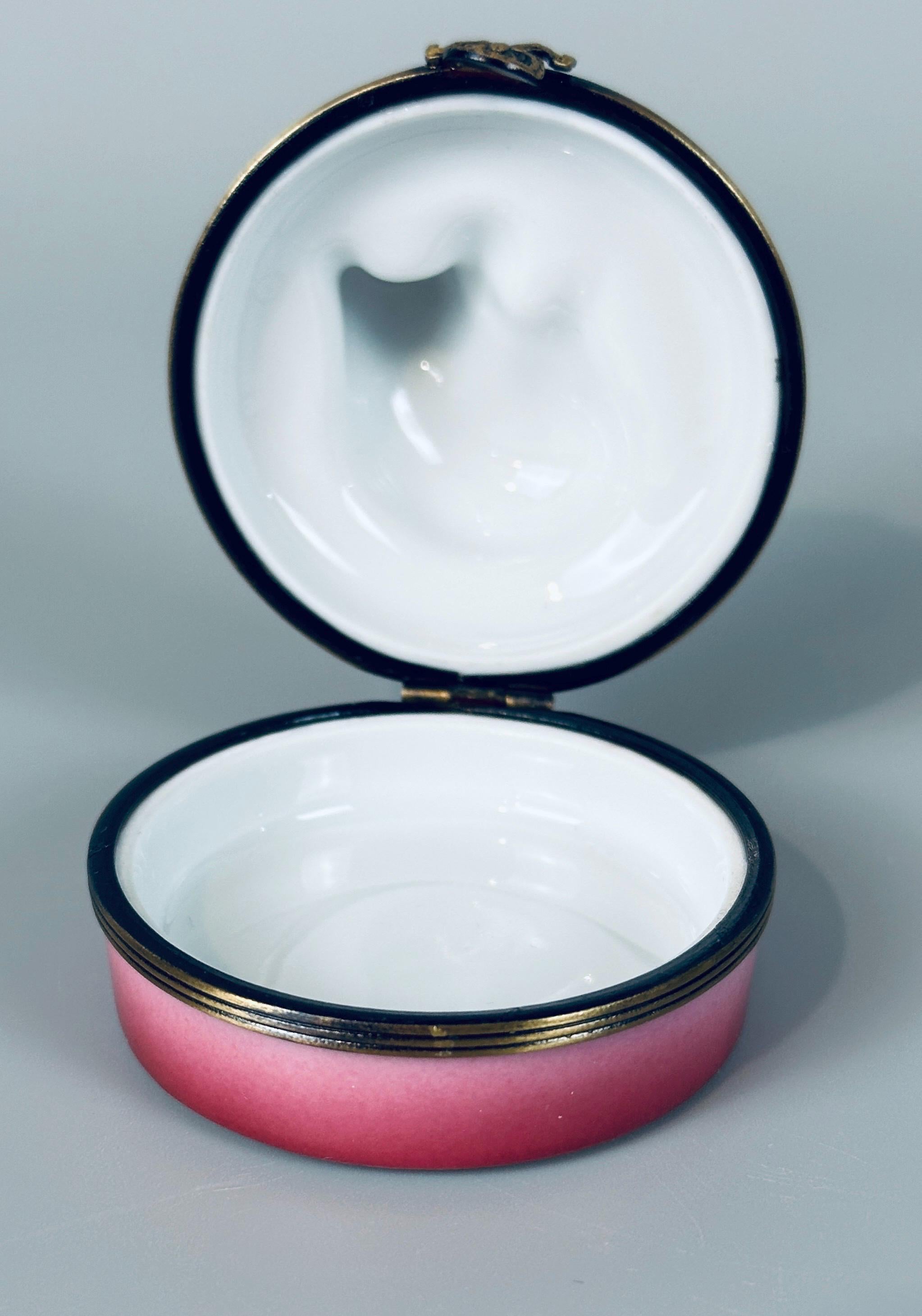 Limoges Trinket Box Cat with Yarn