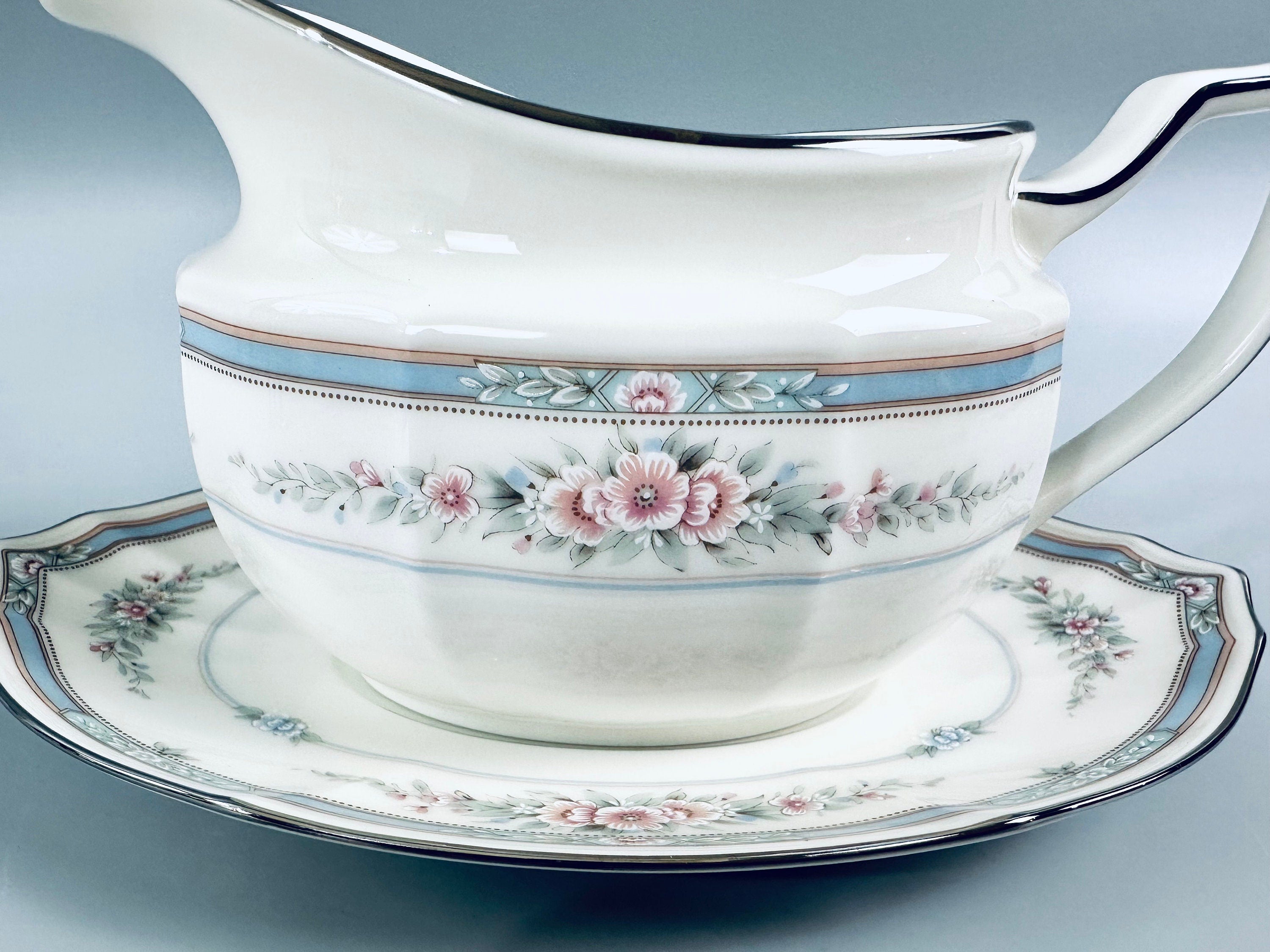 Noritake Rothschild Gravy Boat and Underplate