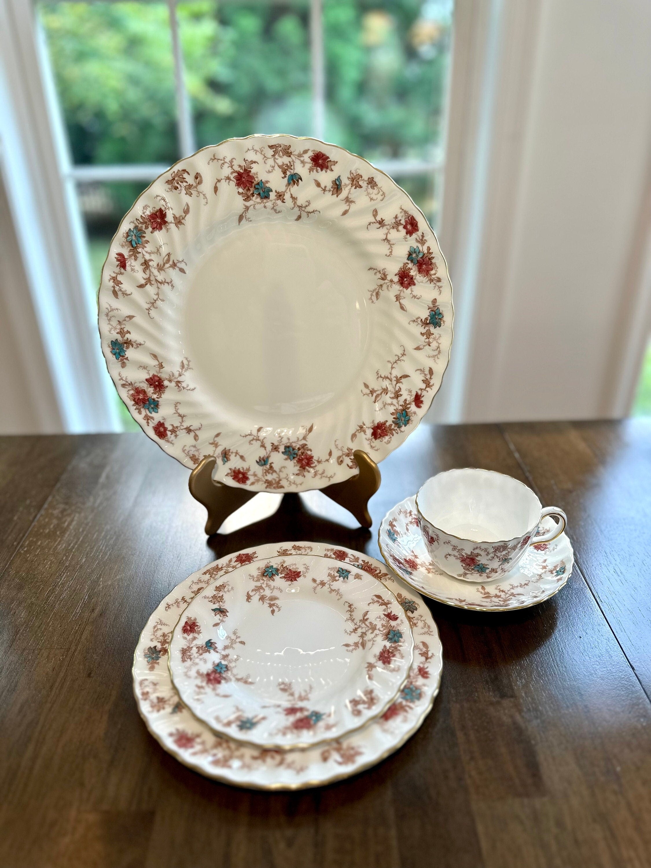 Minton Ancestral 5 Piece Place Settings