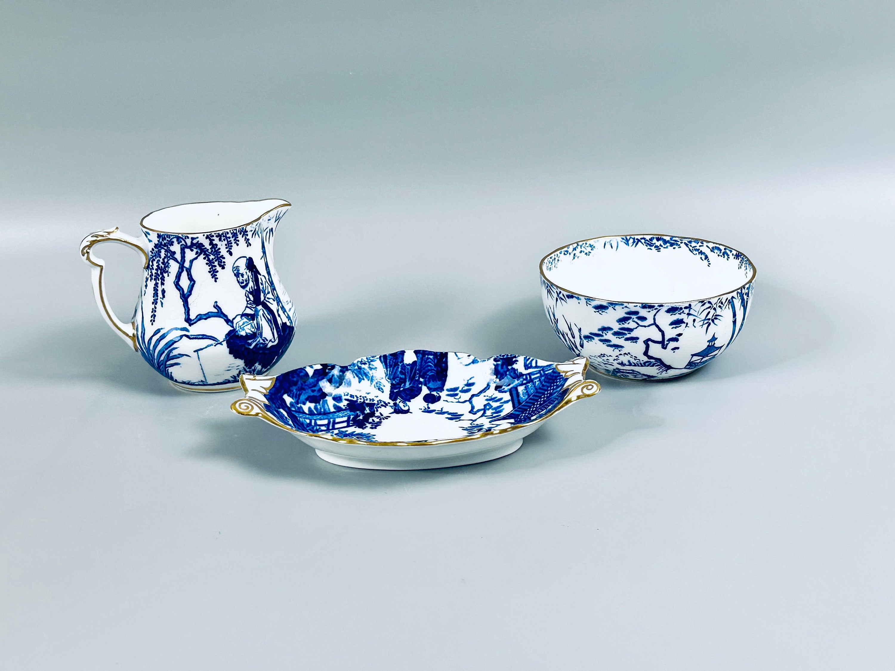 Blue Mikado By Royal Crown Derby Creamer, Sugar Bowl and Teaspoon Rest