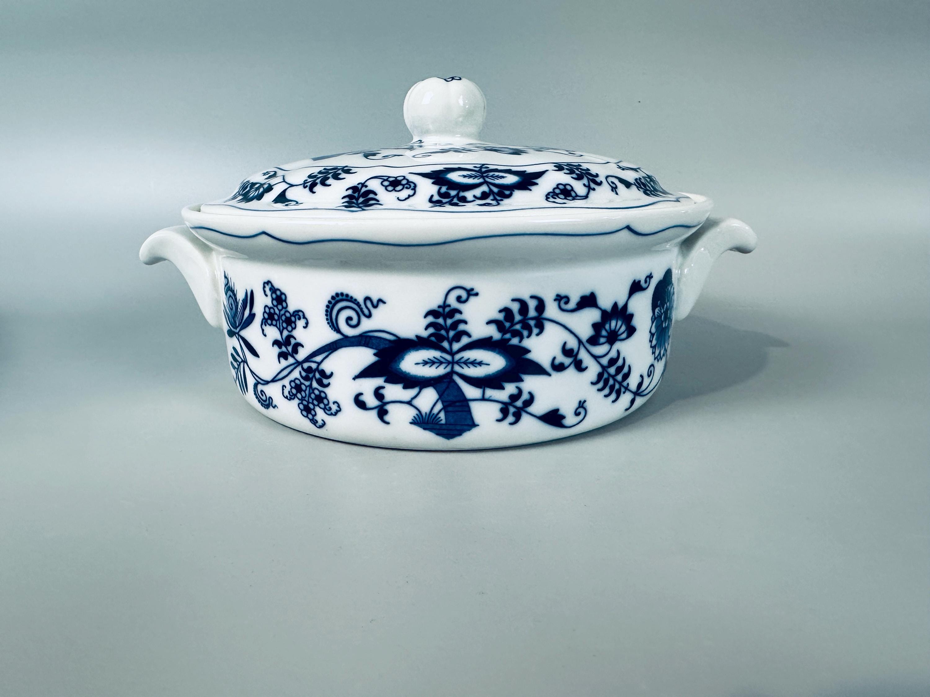 Blue Danube Covered Cassarole 1.5 Quart Newer Mark