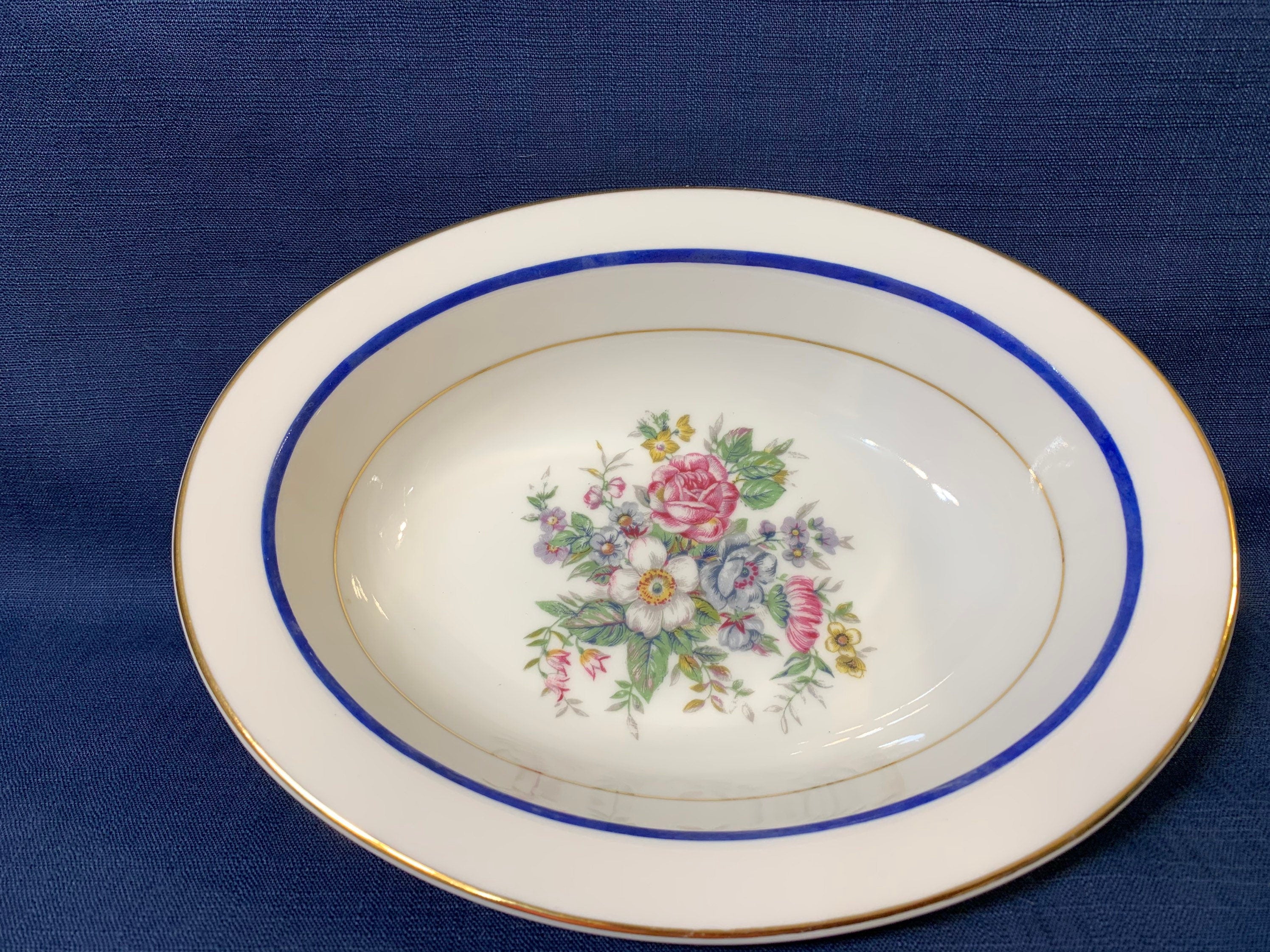 Charles Ahrenfeldt Calais Serving Bowl