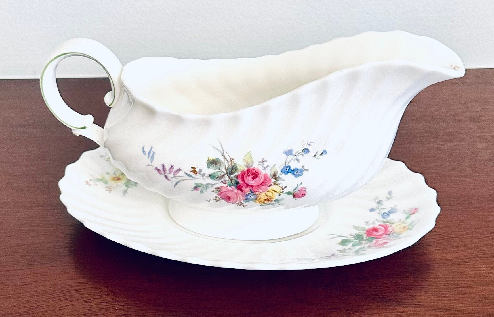 Arcadia Gravy Boat by Royal Doulton with Underplate