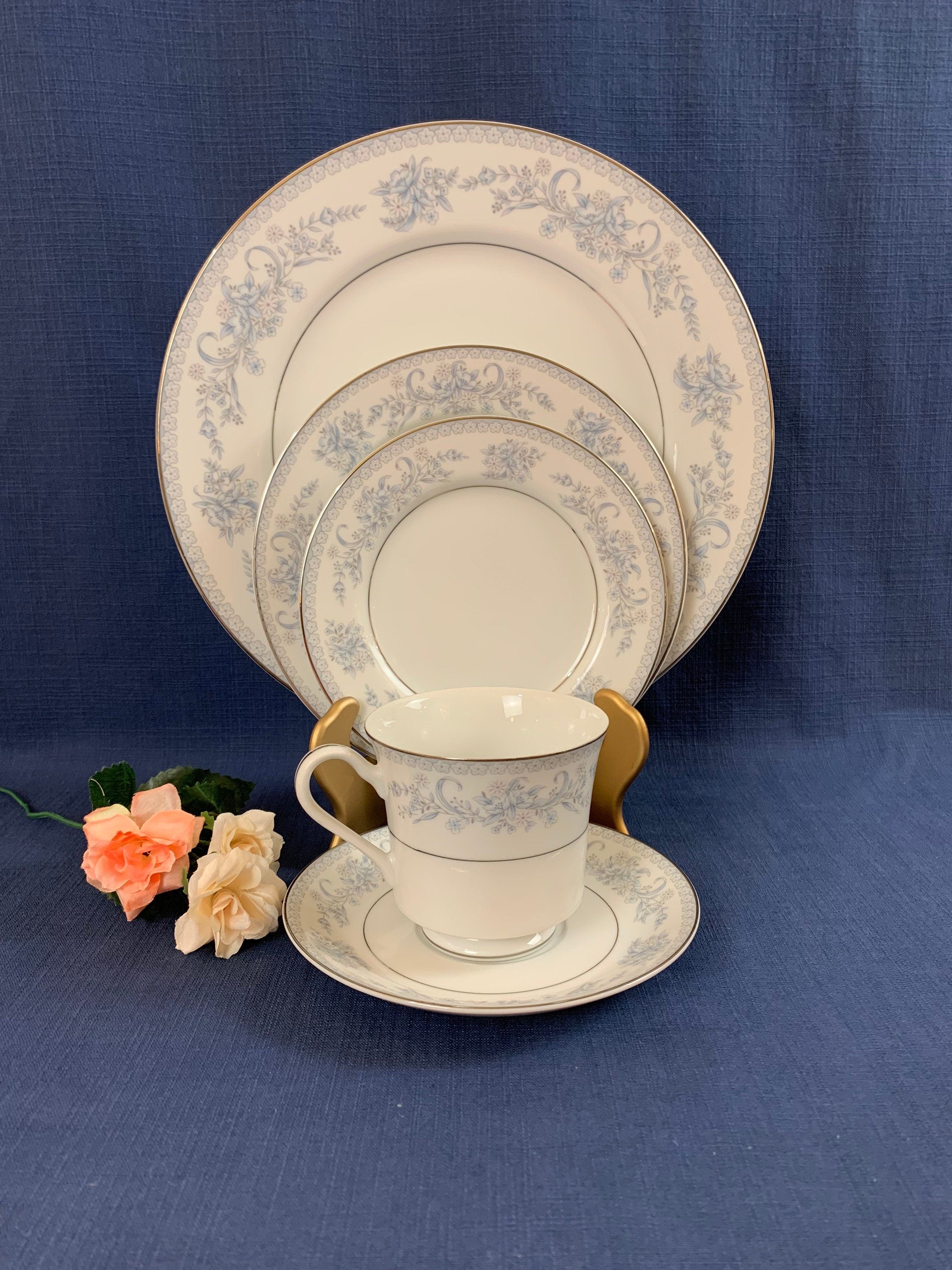 Mikasa Dresden Rose 5 Piece Place Setting