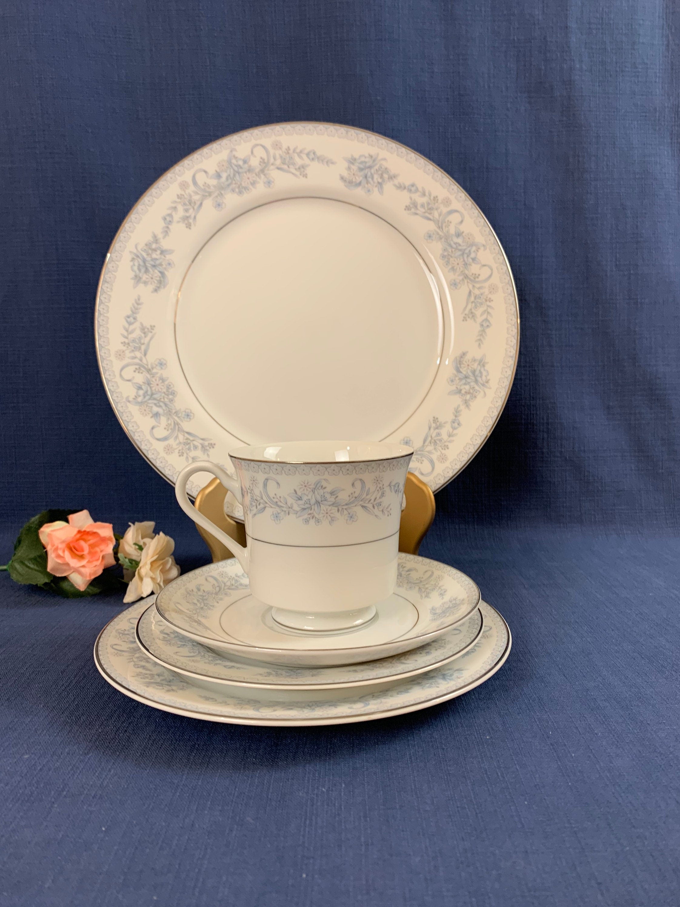 Mikasa Dresden Rose 5 Piece Place Setting