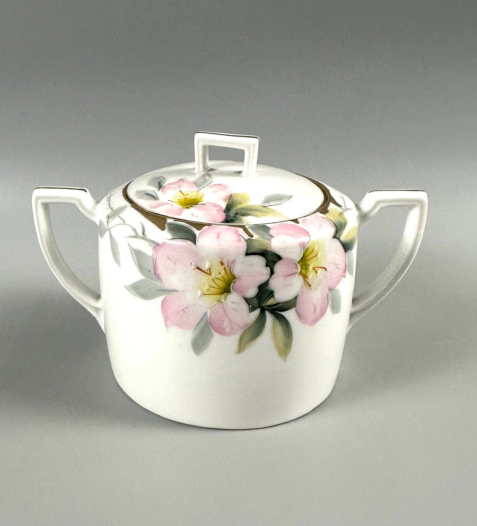 Noritake Azalea Covered  Sugar Bowl