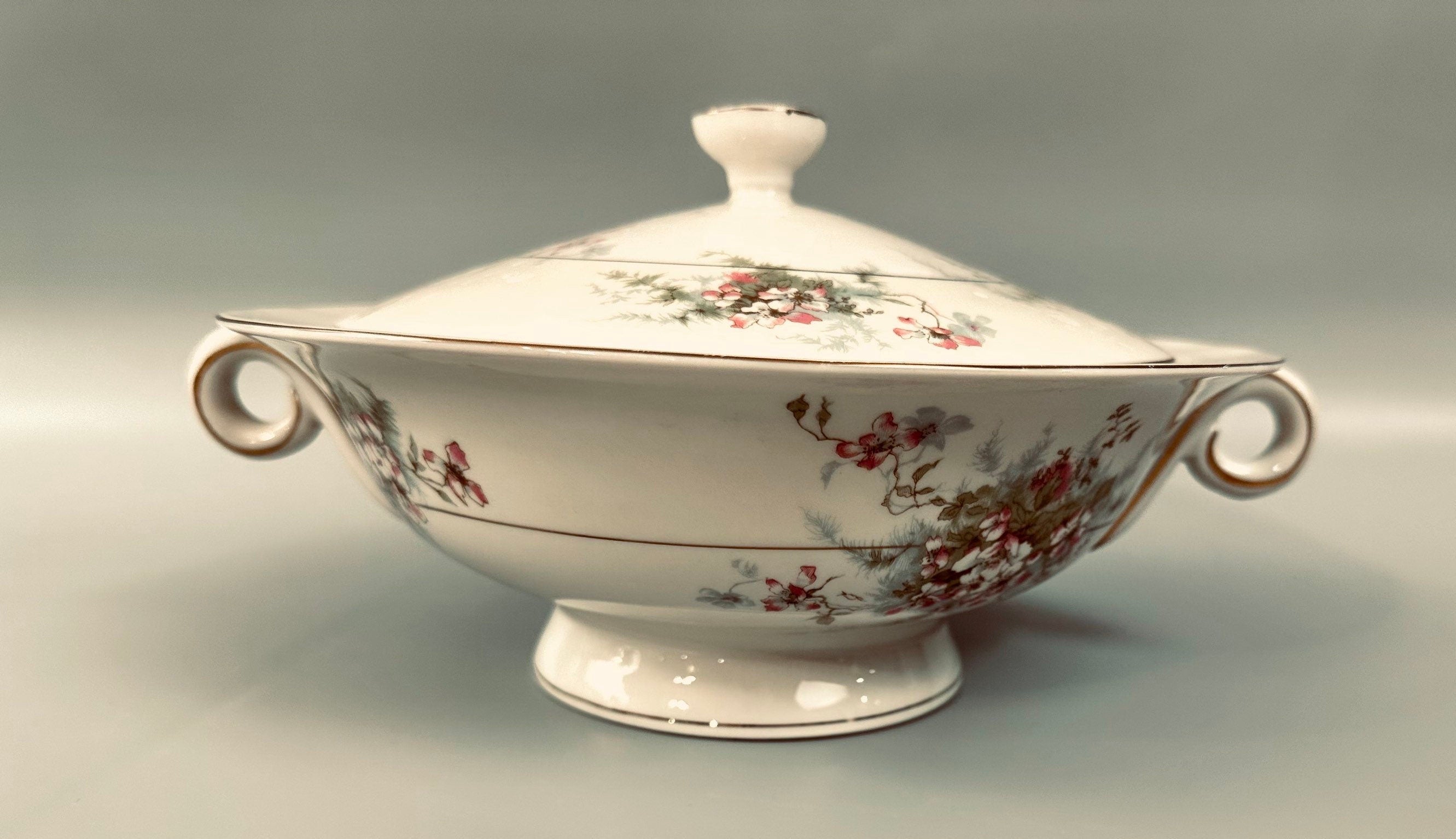Haviland Apple Blossom Covered Serving Bowl