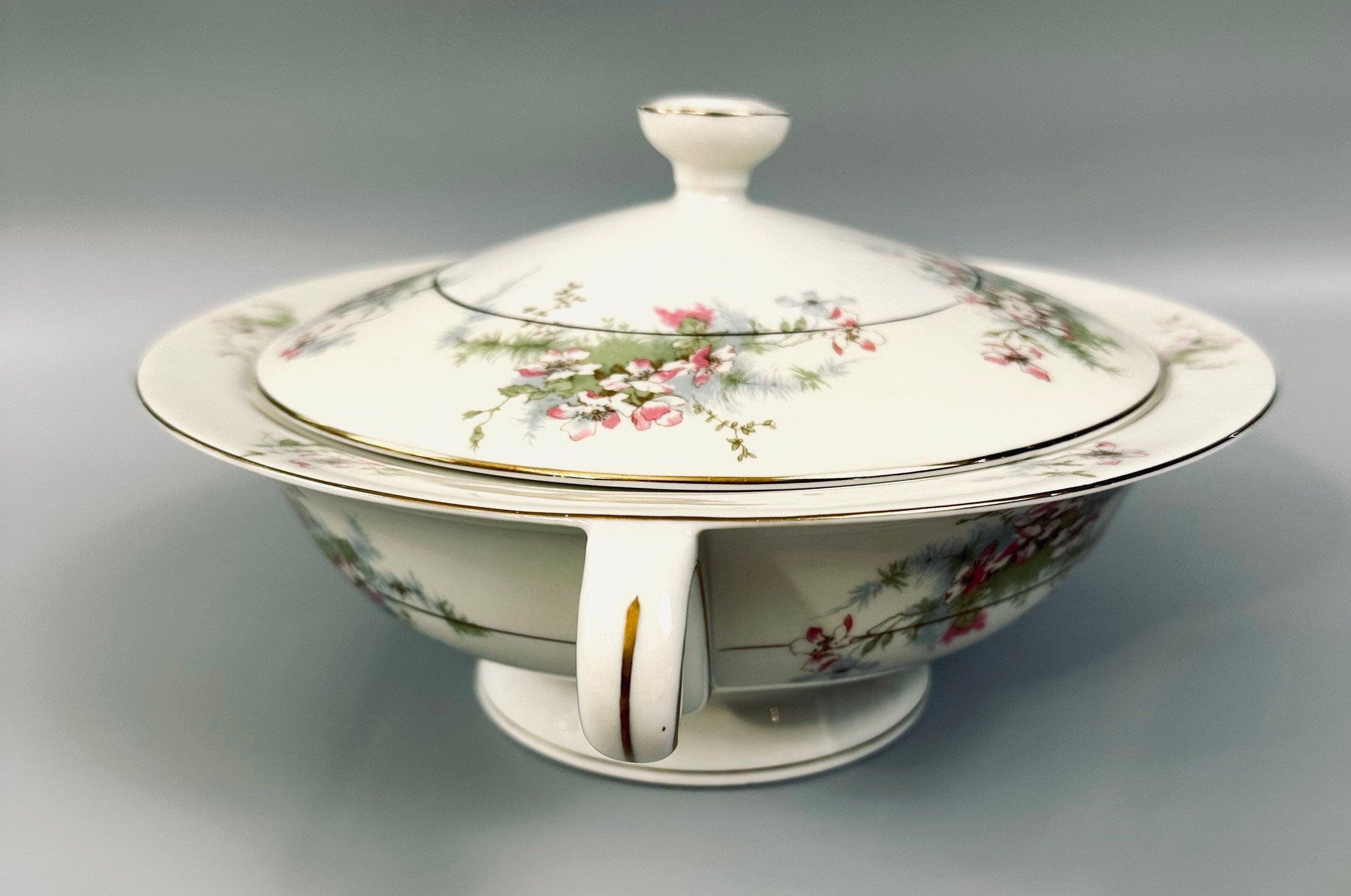 Haviland Apple Blossom Covered Serving Bowl