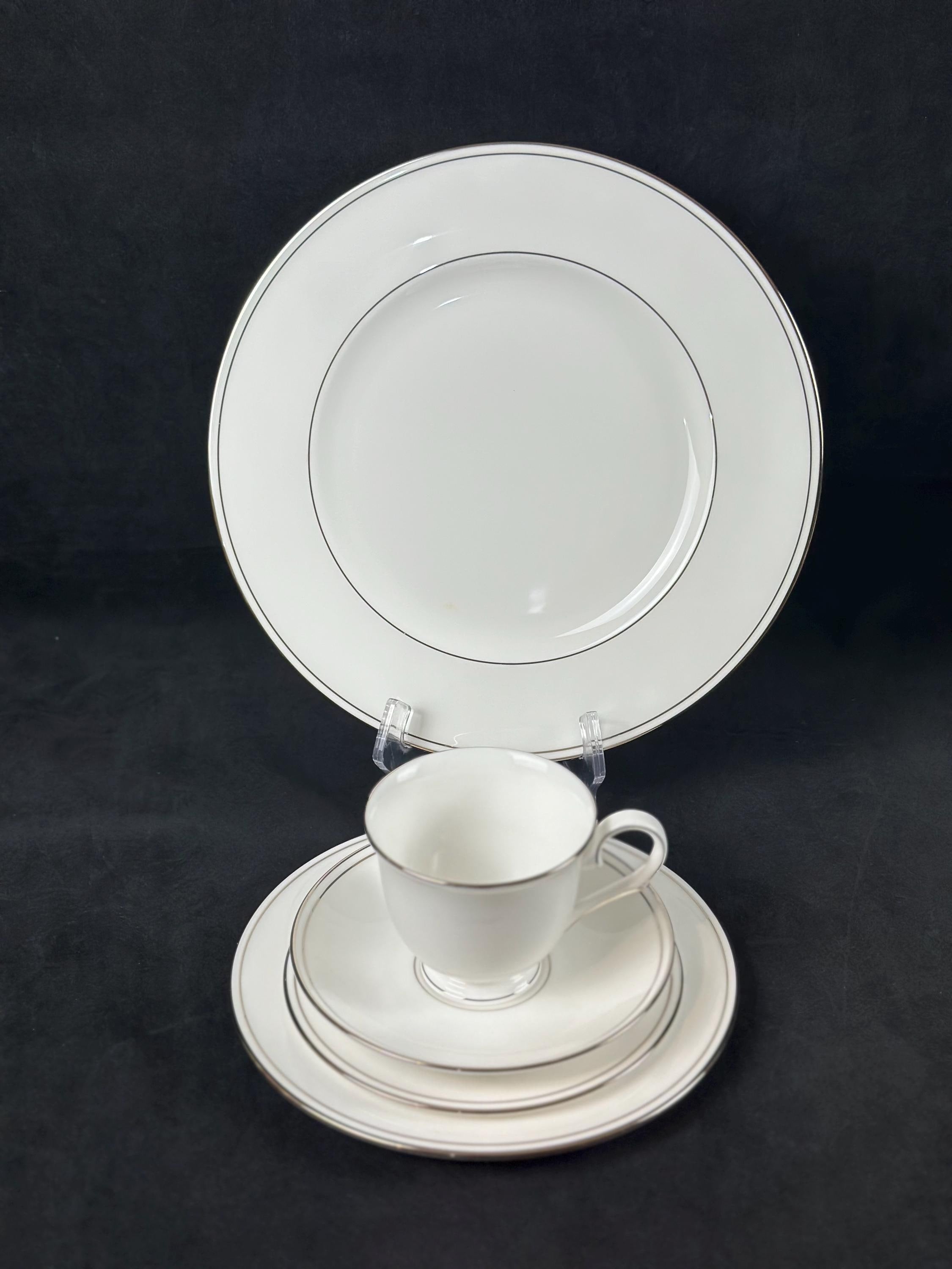 Lenox Federal Platinum 5 Piece Place Setting