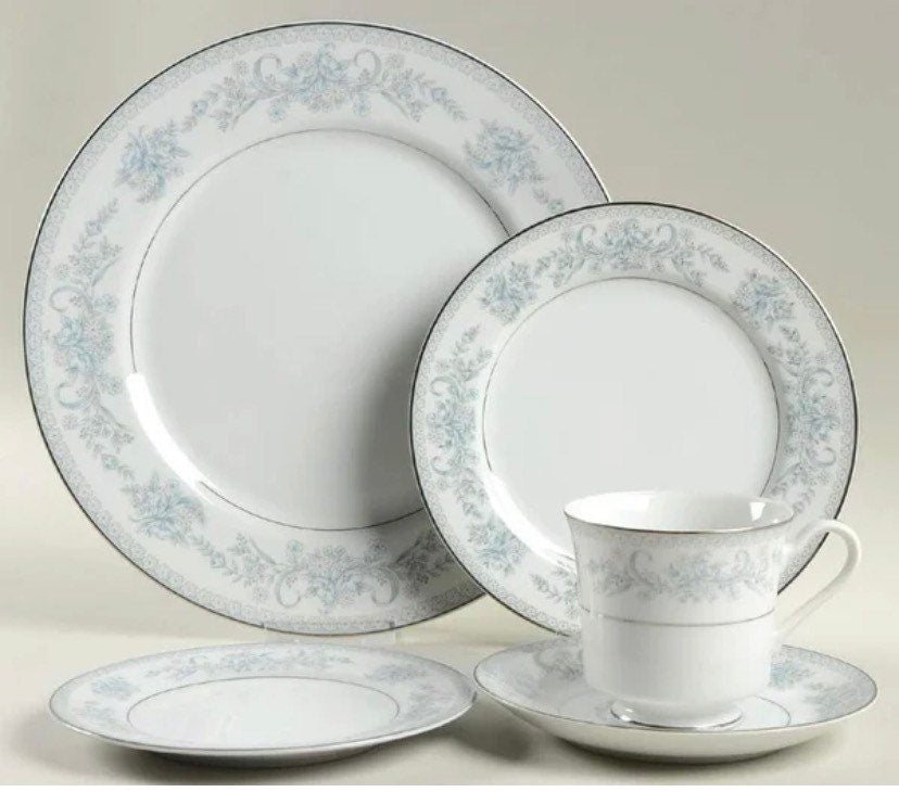 Mikasa Dresden Rose 5 Piece Place Setting