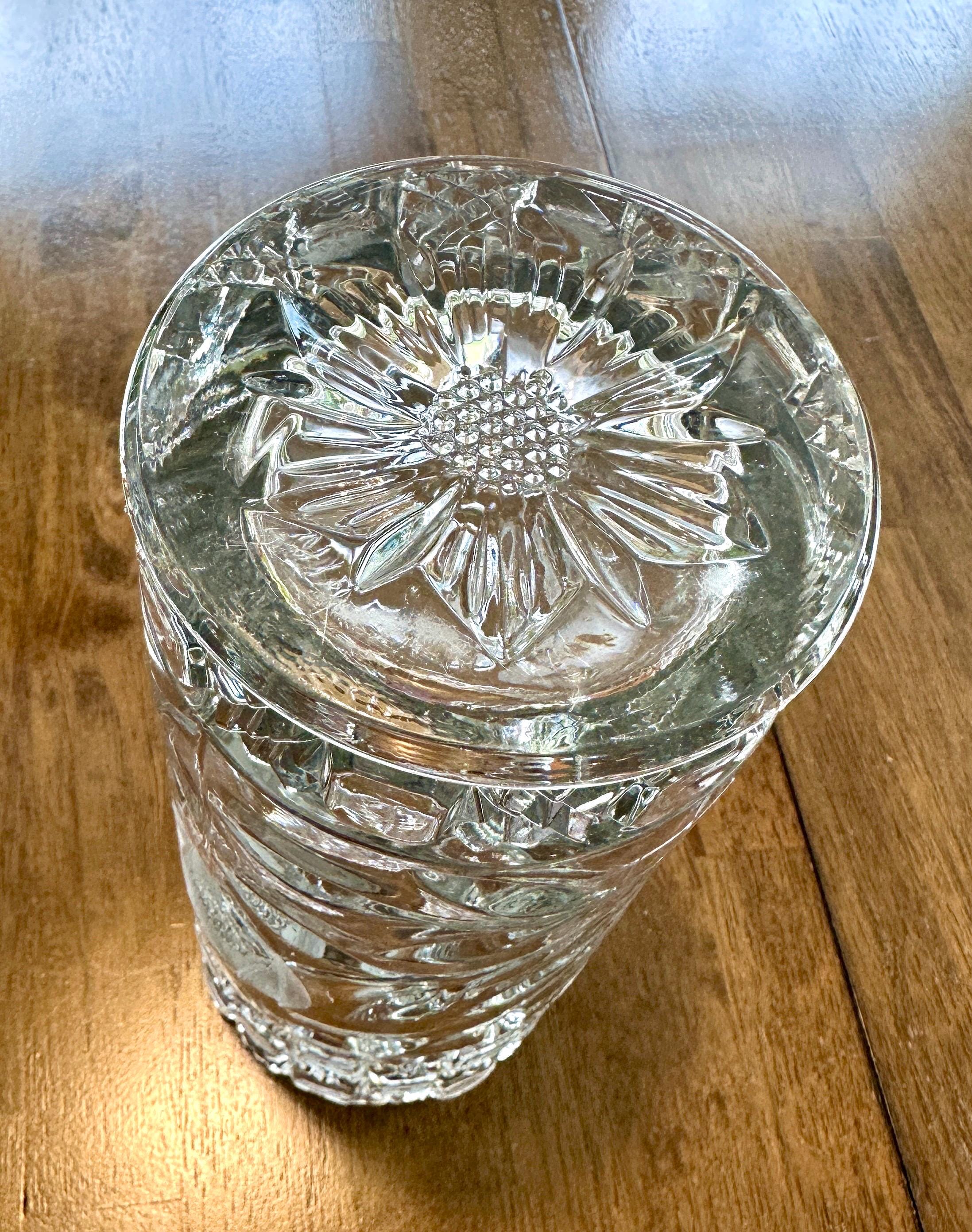 Cambridge Wild Rose Vase
