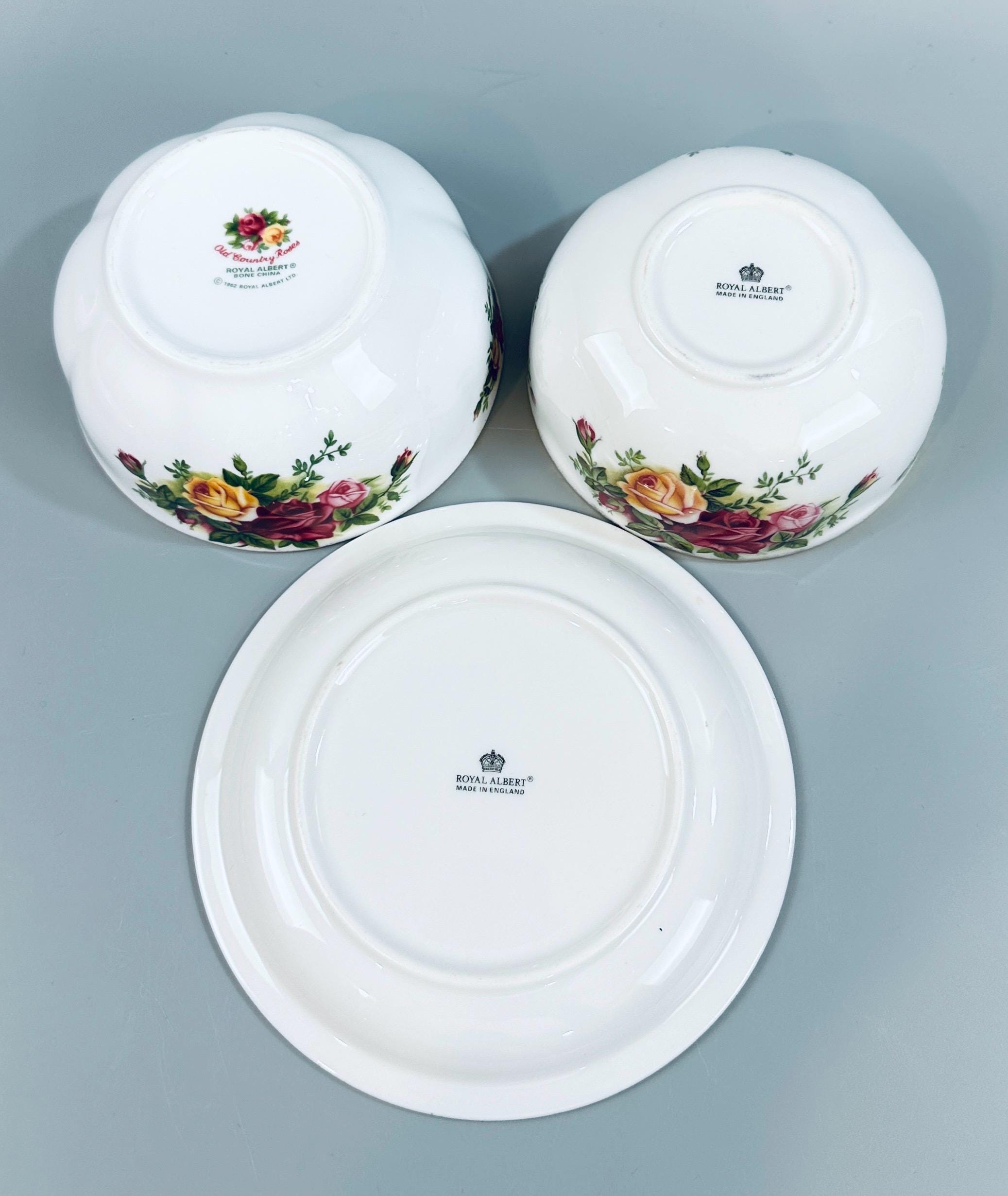 Old Country Roses by Royal Albert 5 Small Serving Pieces