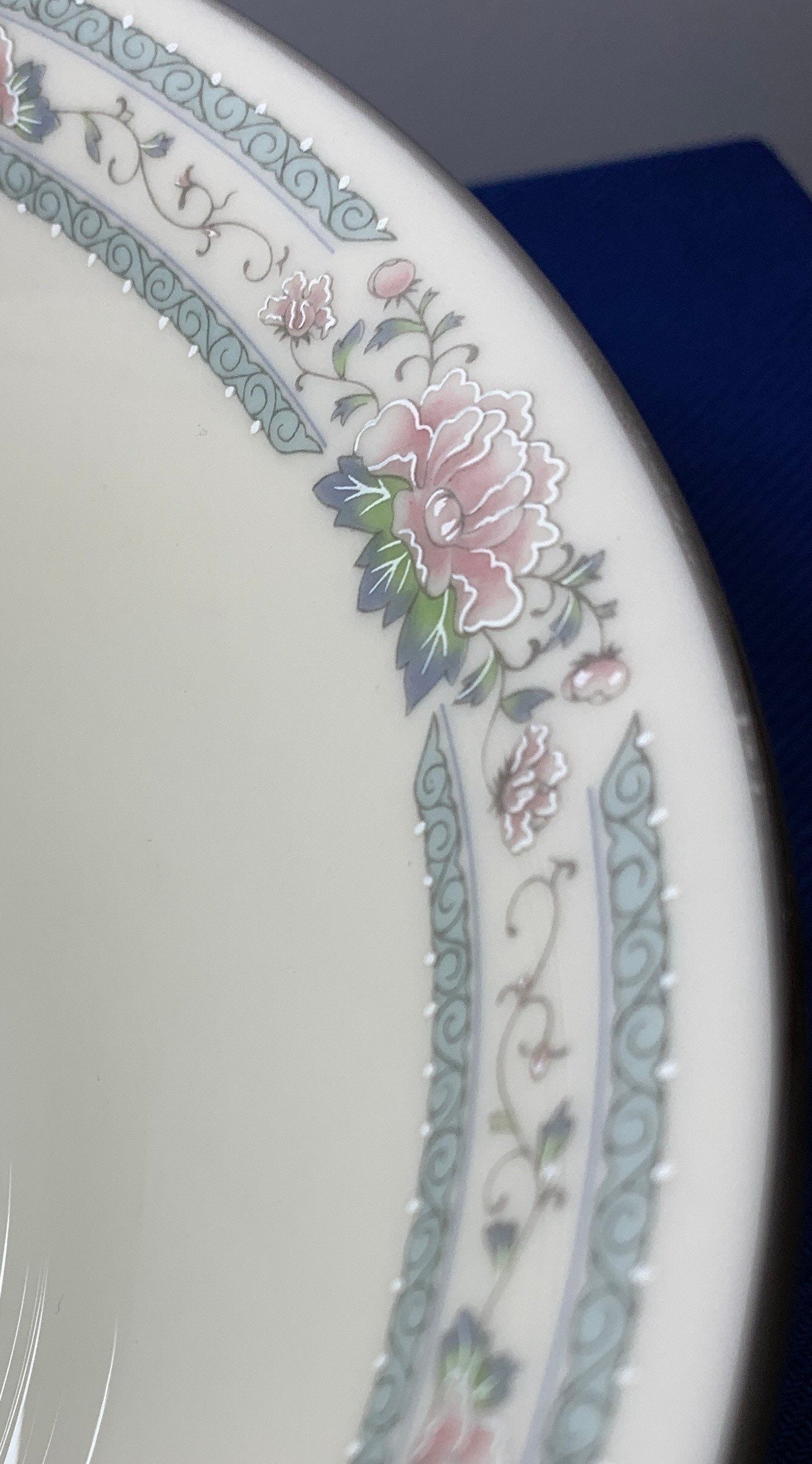 Lenox Charleston Round Serving Bowl