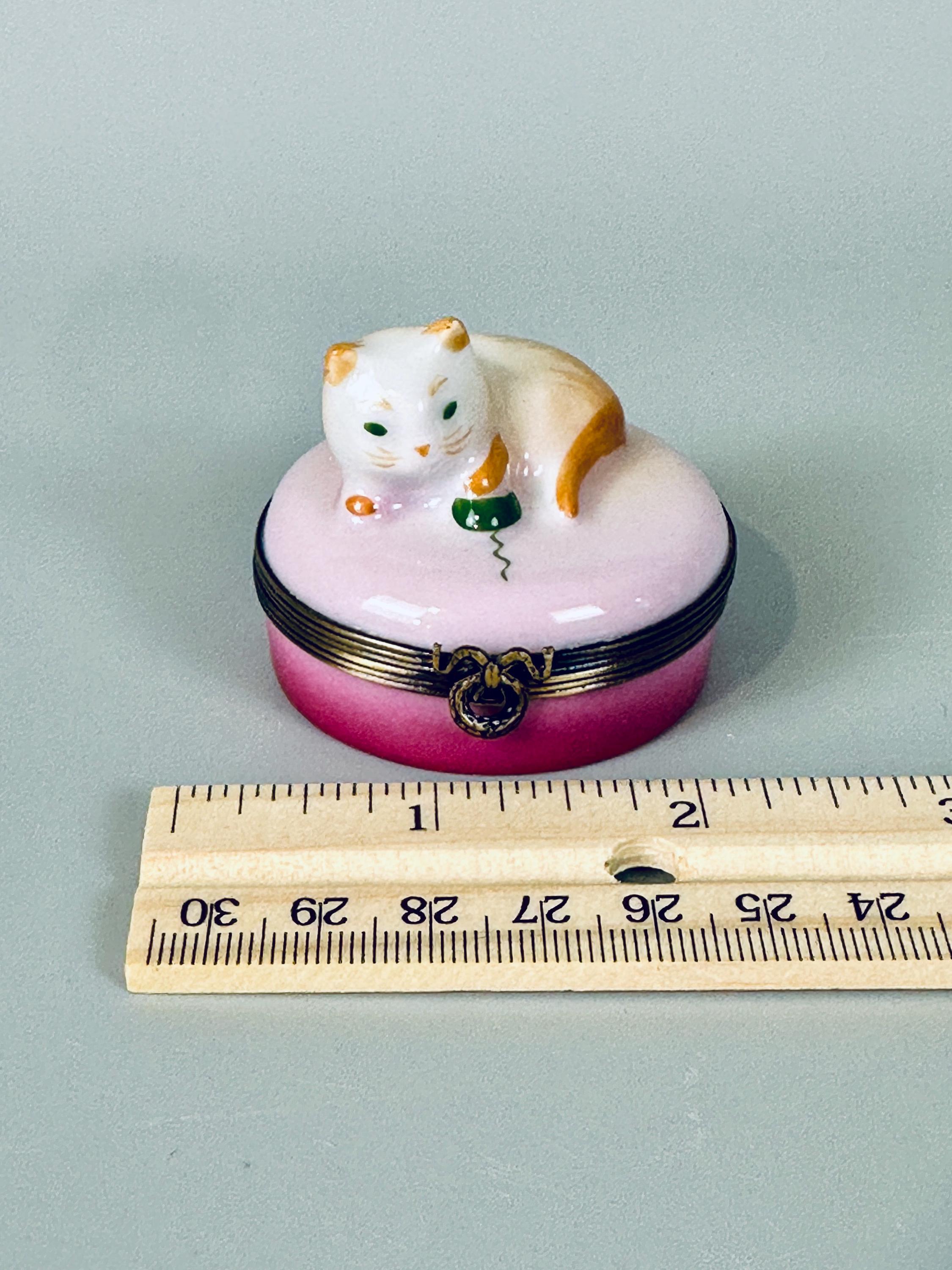 Limoges Trinket Box Cat with Yarn