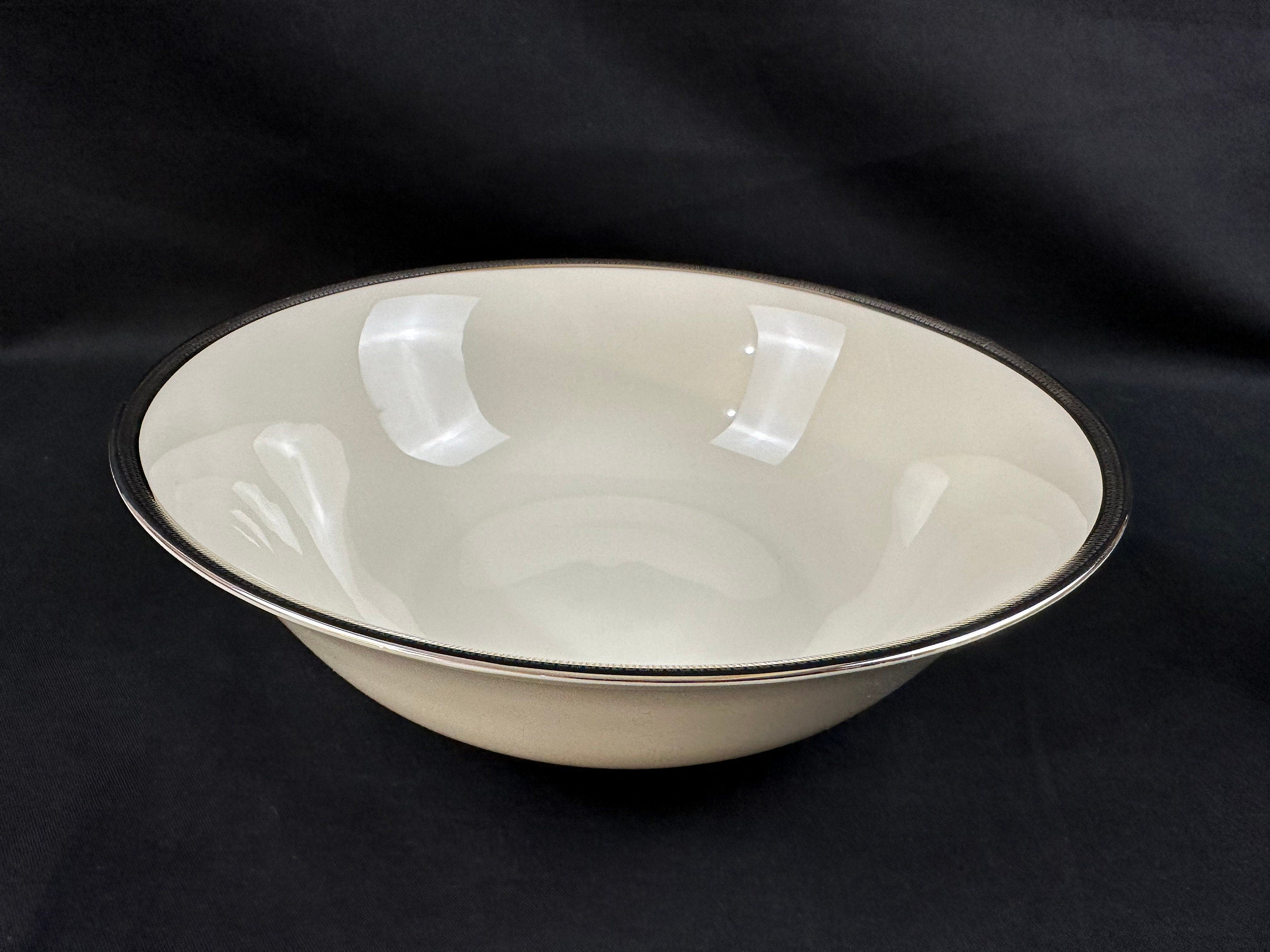 Lenox Tuxedo Platinum Large Serving Bowl Round