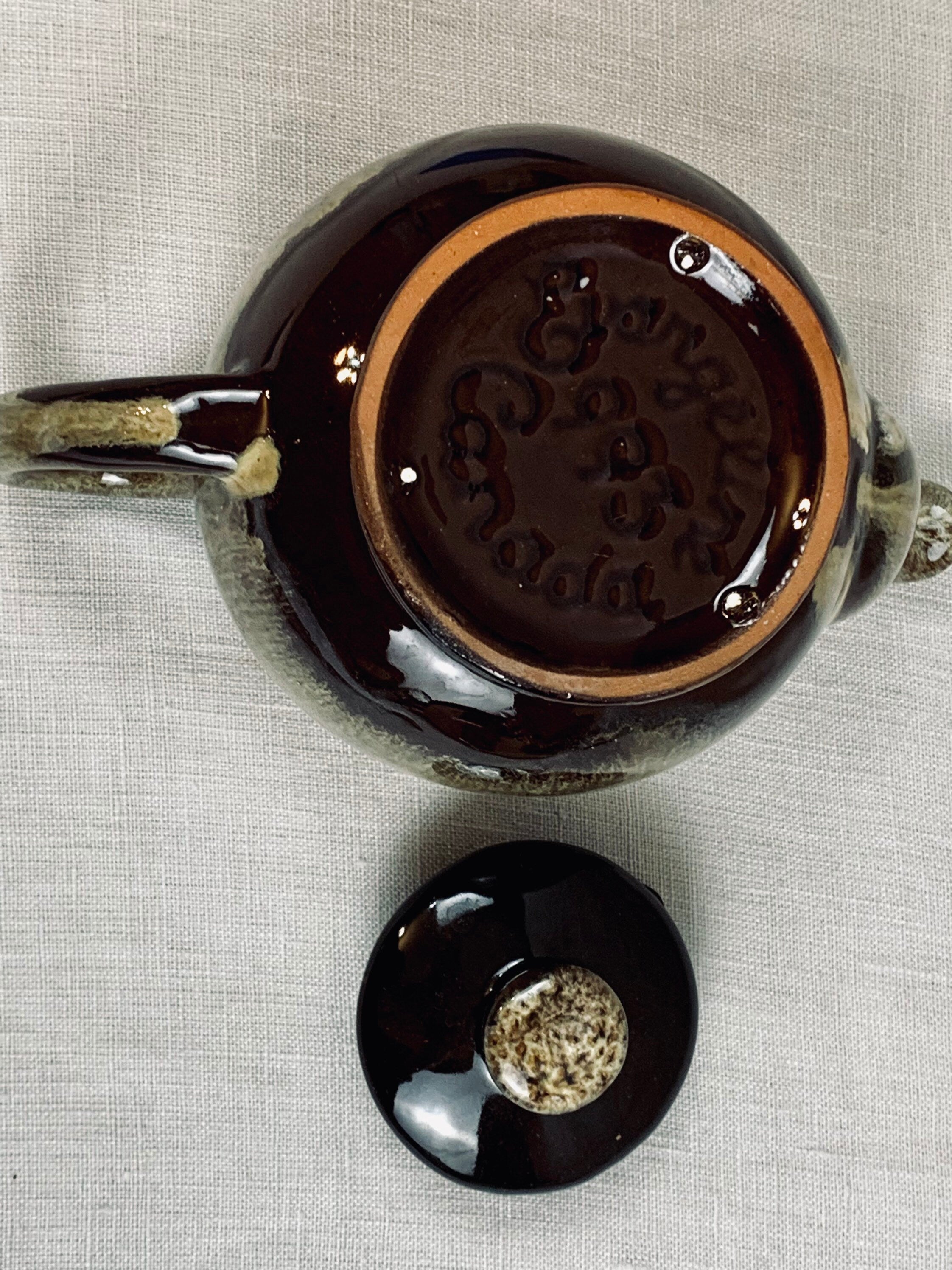 Evangeline Canada 993 Teapot Drip Brown