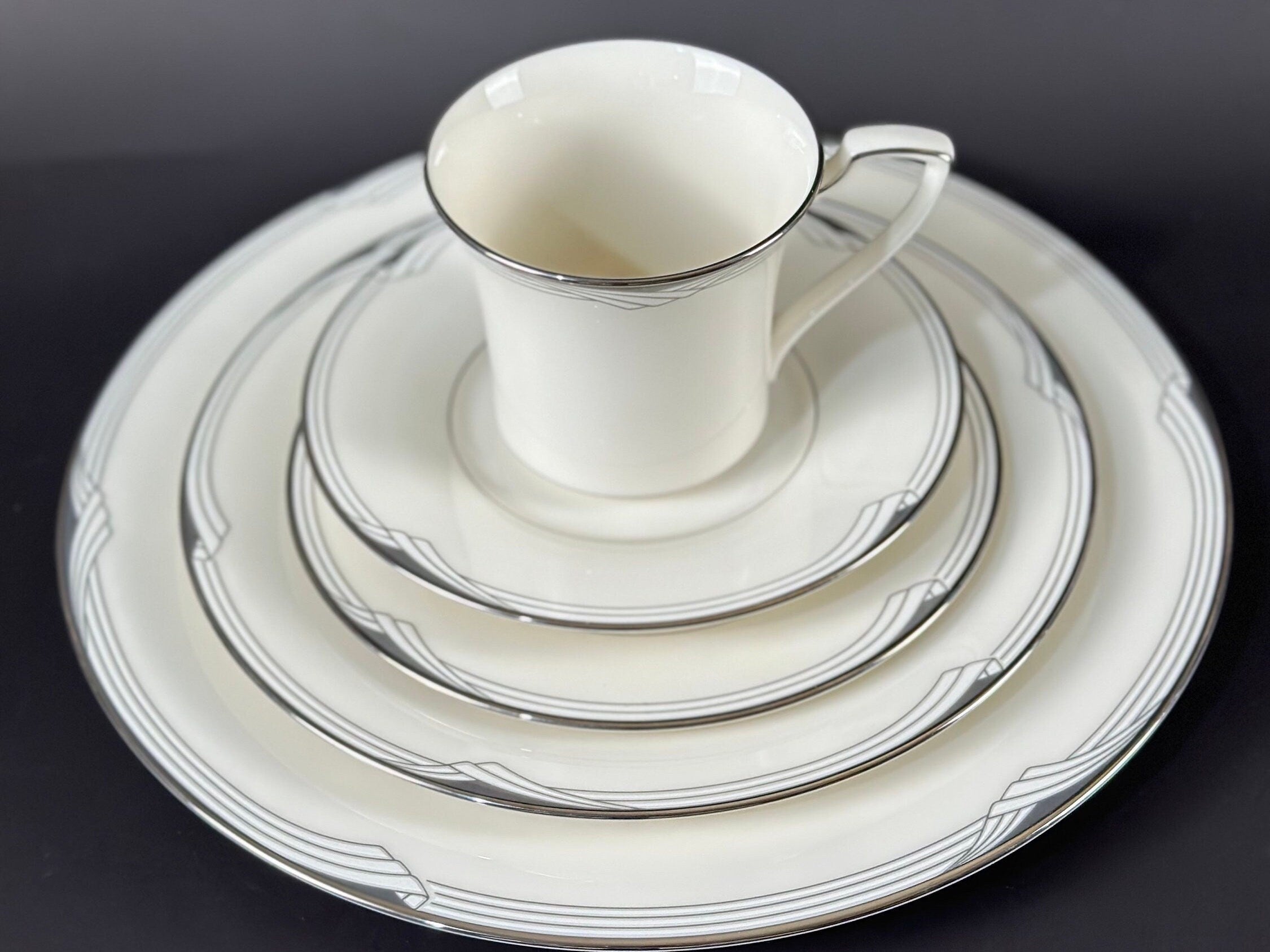 Noritake Sterling Cove 5 Piece Place Setting