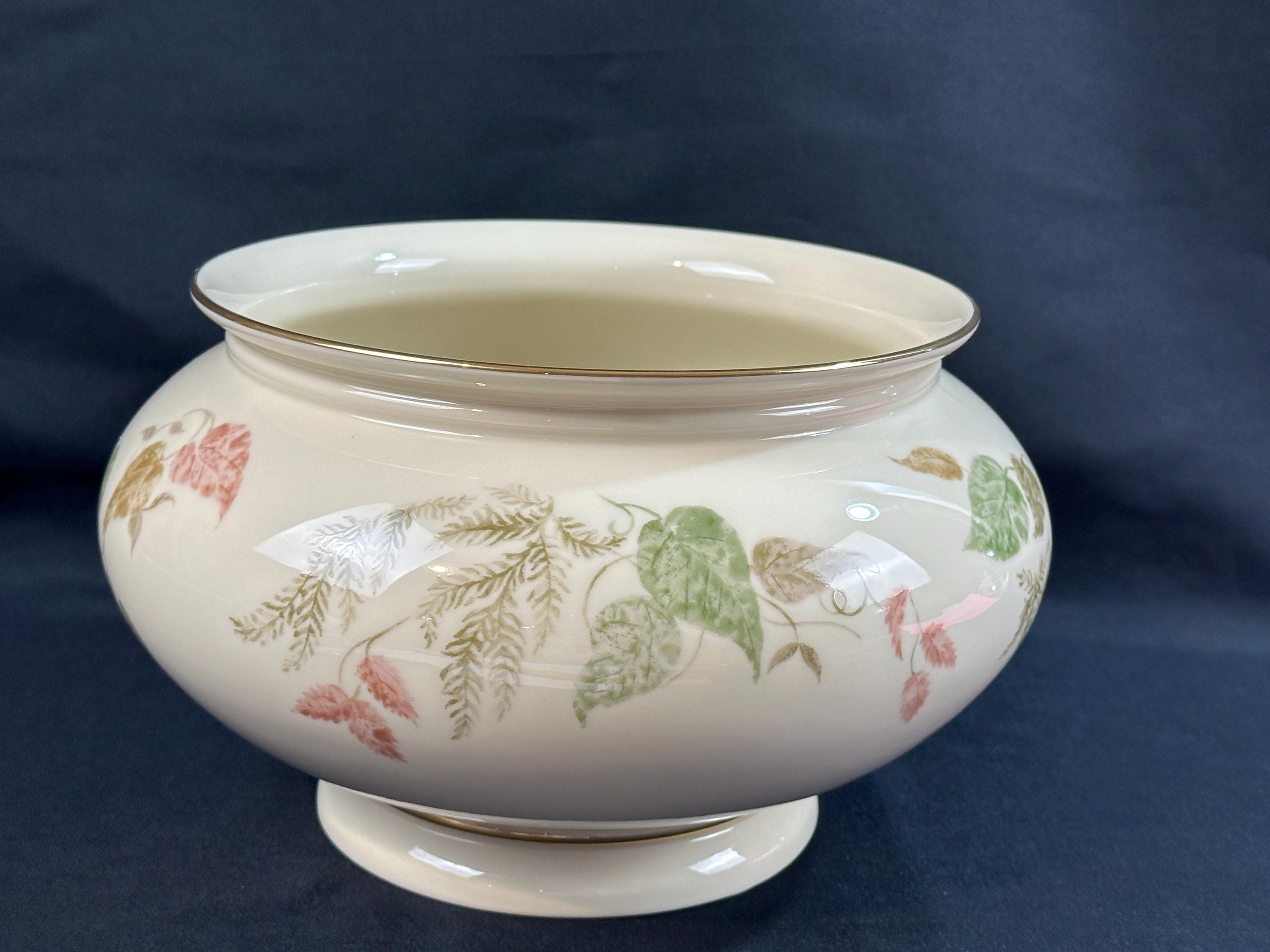 Large Lenox Centerpiece Bowl Illusive Leaves Pattern