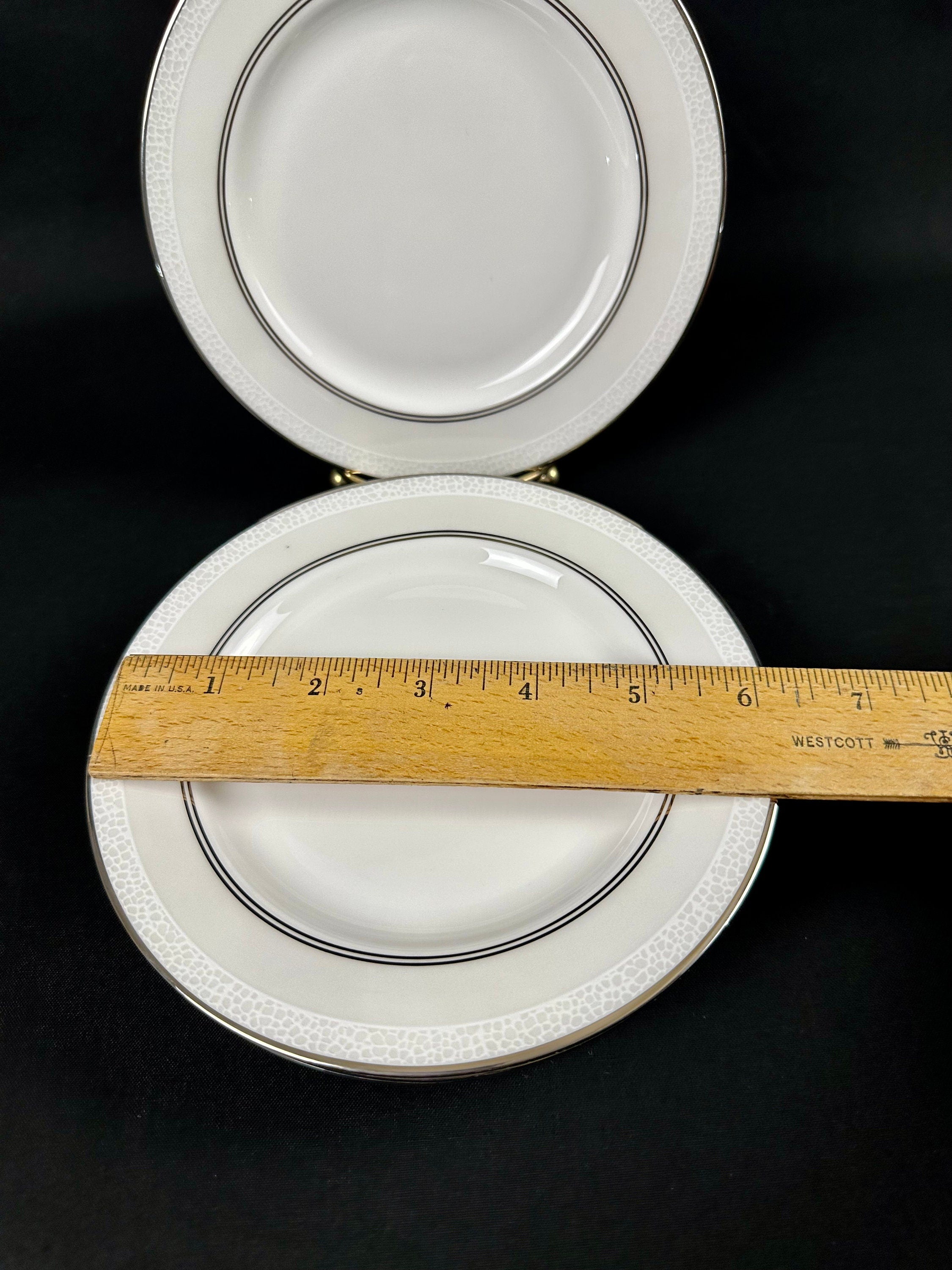 5 Kate Spade Cypress Point Bread Plates