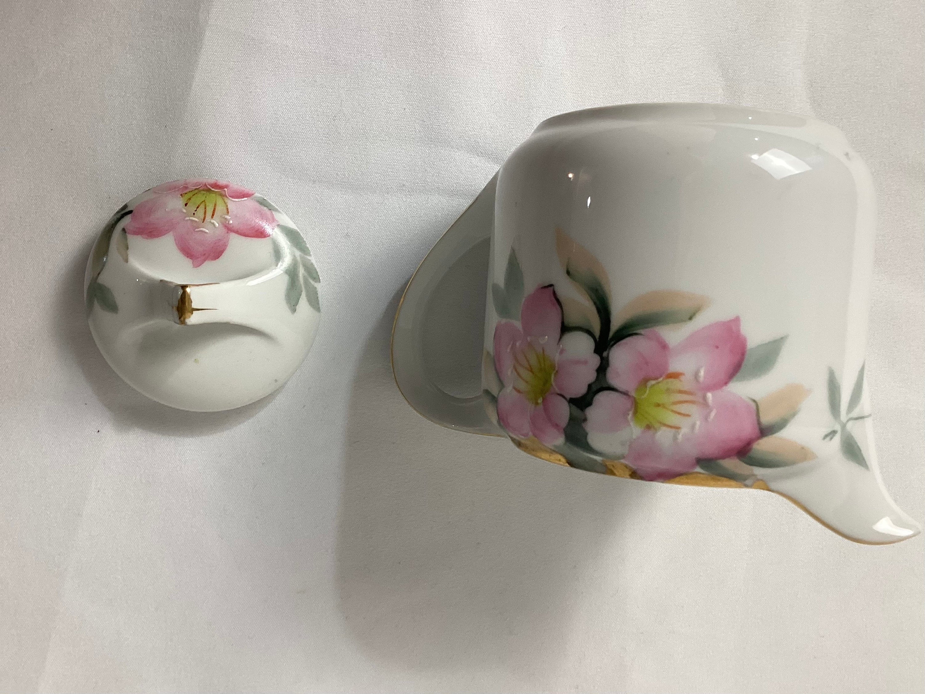 Noritake  Azalea  Syrup Pitcher With Underplate