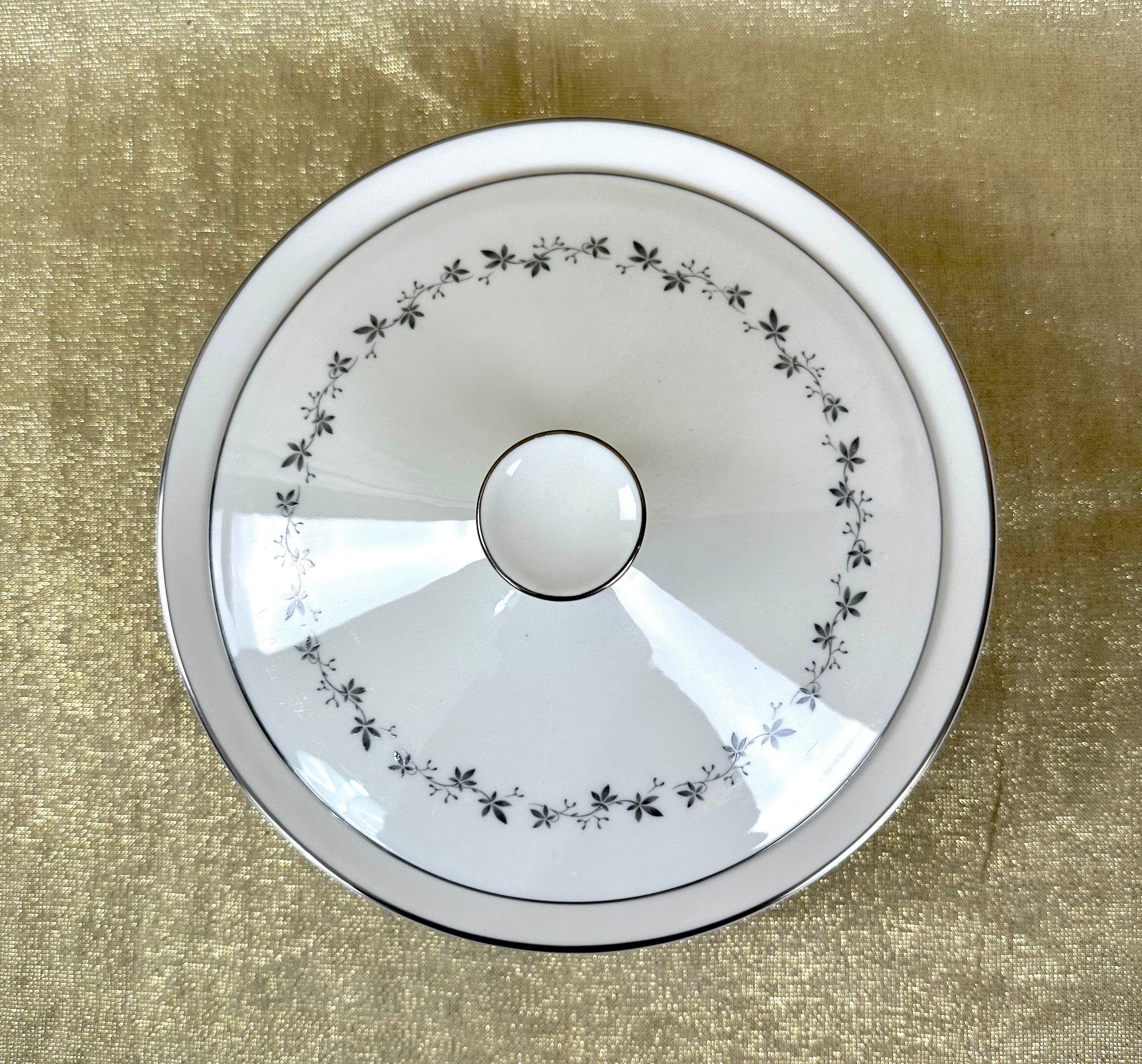 Royal Doulton Cadence Covered Round Serving Bowl