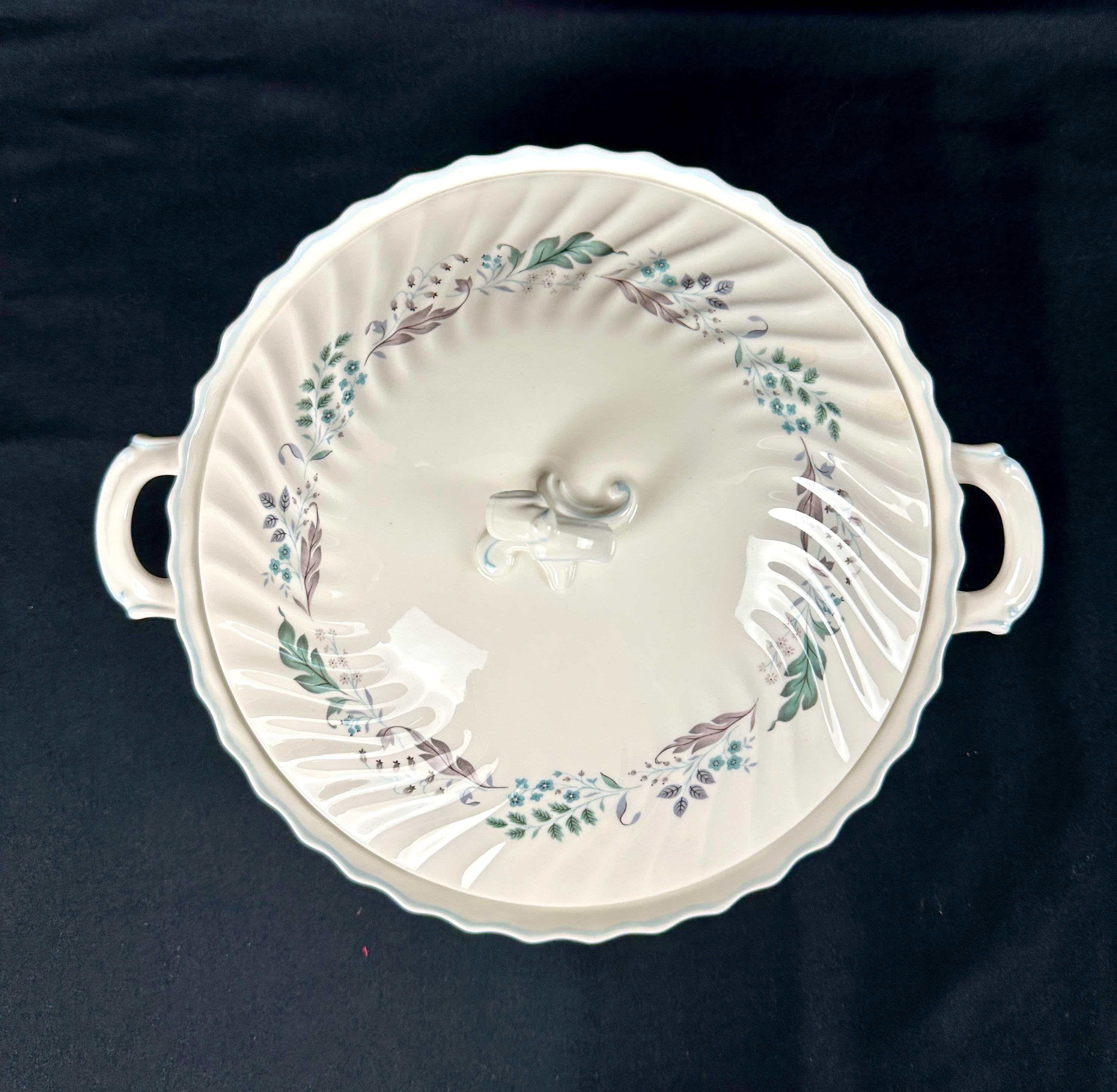Royal Doulton Glen Auldyn Covered Serving Bowl
