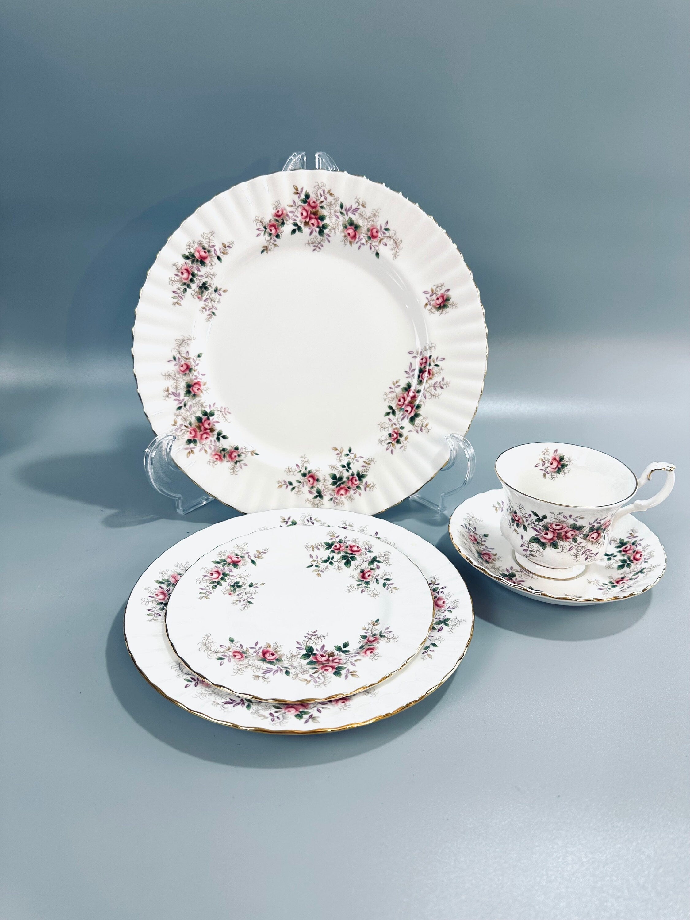 Royal Albert Lavender Rose Place Settings