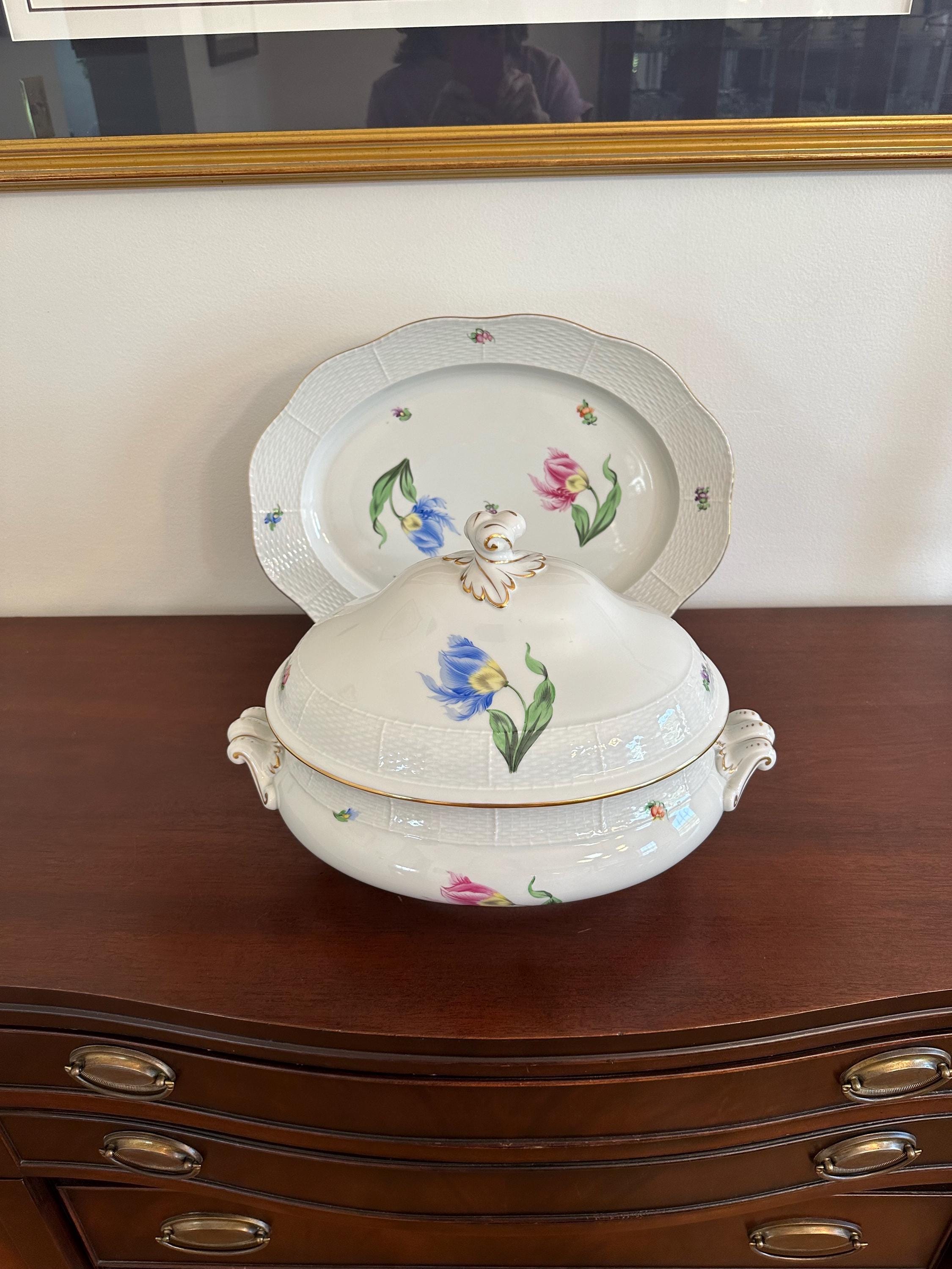 Herend Kitty Tureen With Underplate