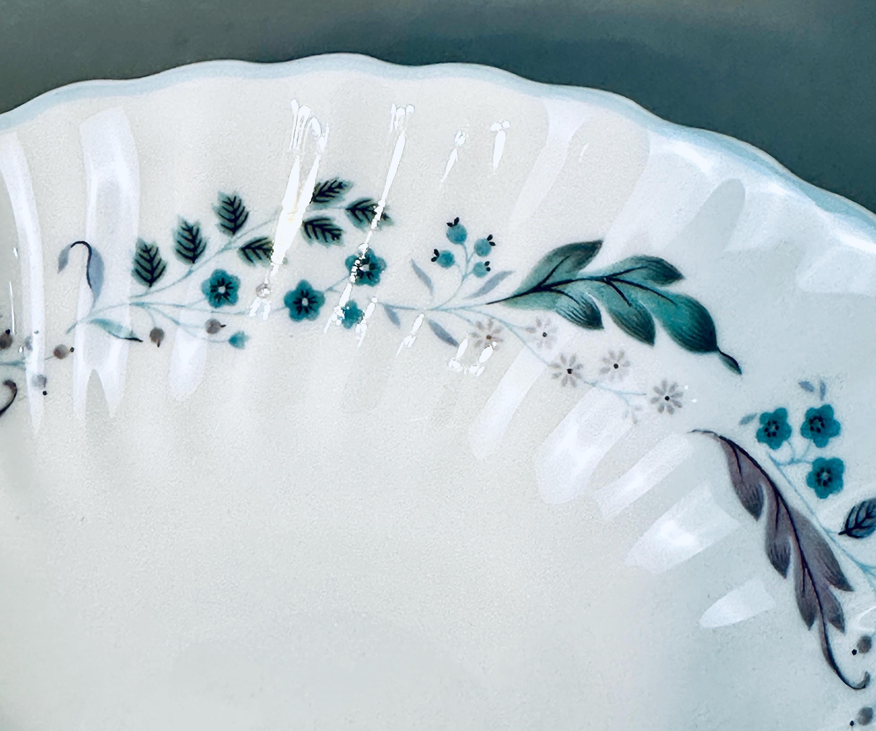 8 Royal Doulton Glen Auldyn Fruit Bowls