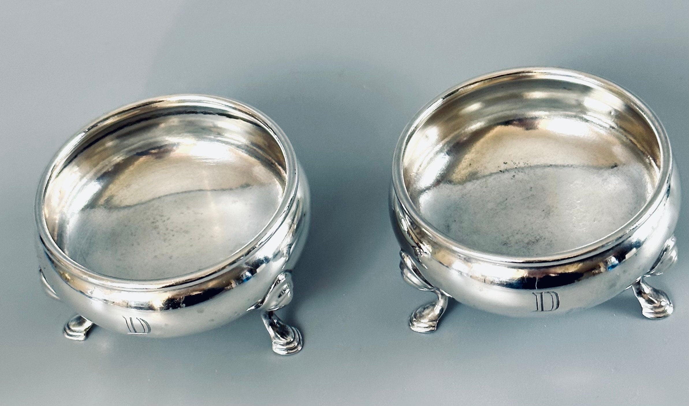 A Pair of George II Reproduction Salt Cellars by Ellmore Silver circa 1935