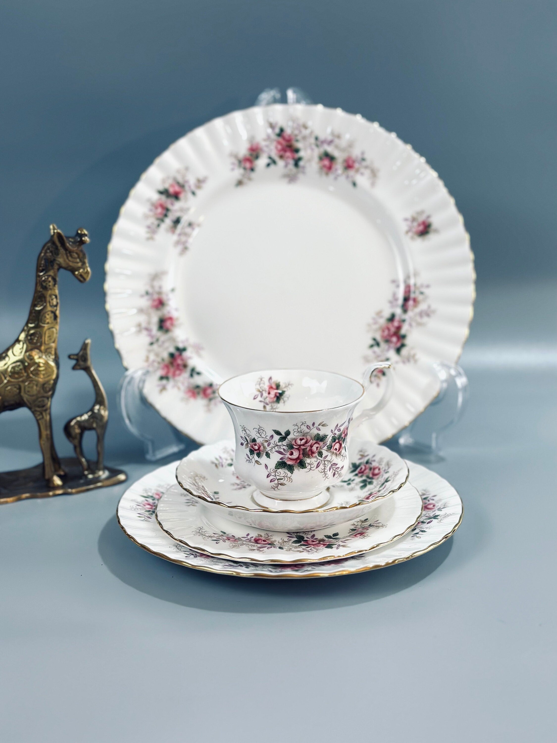 Royal Albert Lavender Rose Place Settings