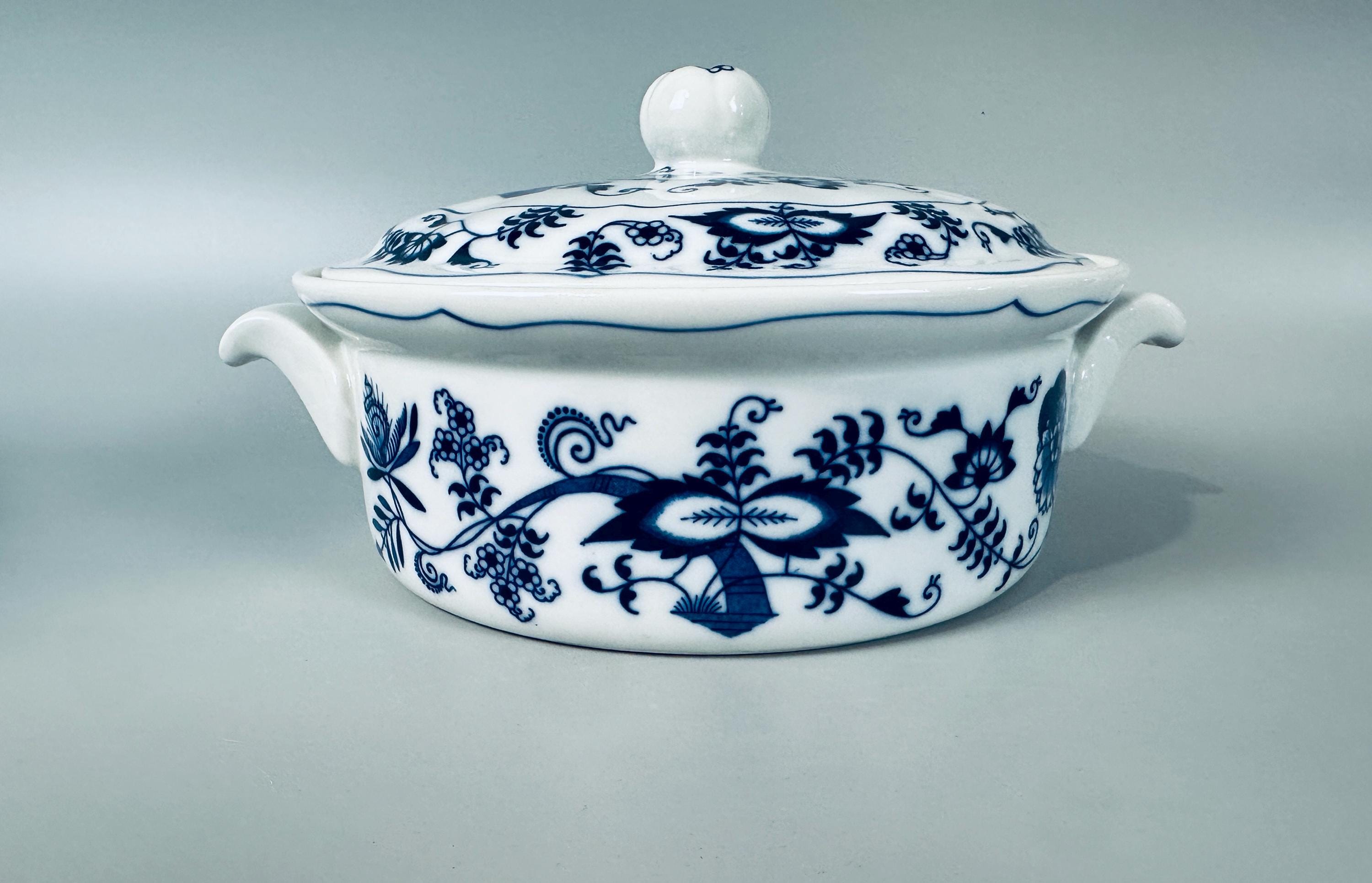 Blue Danube Covered Cassarole 1.5 Quart Newer Mark