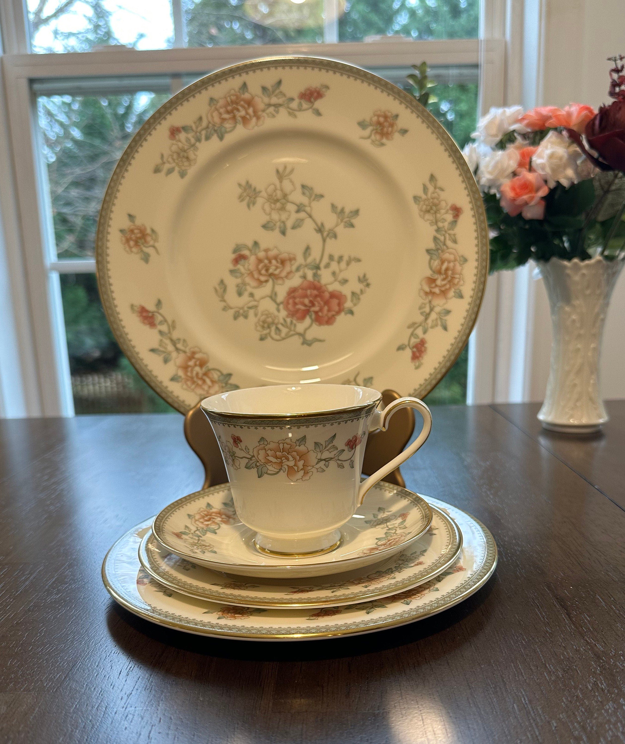 Minton Jasmine Place Settings