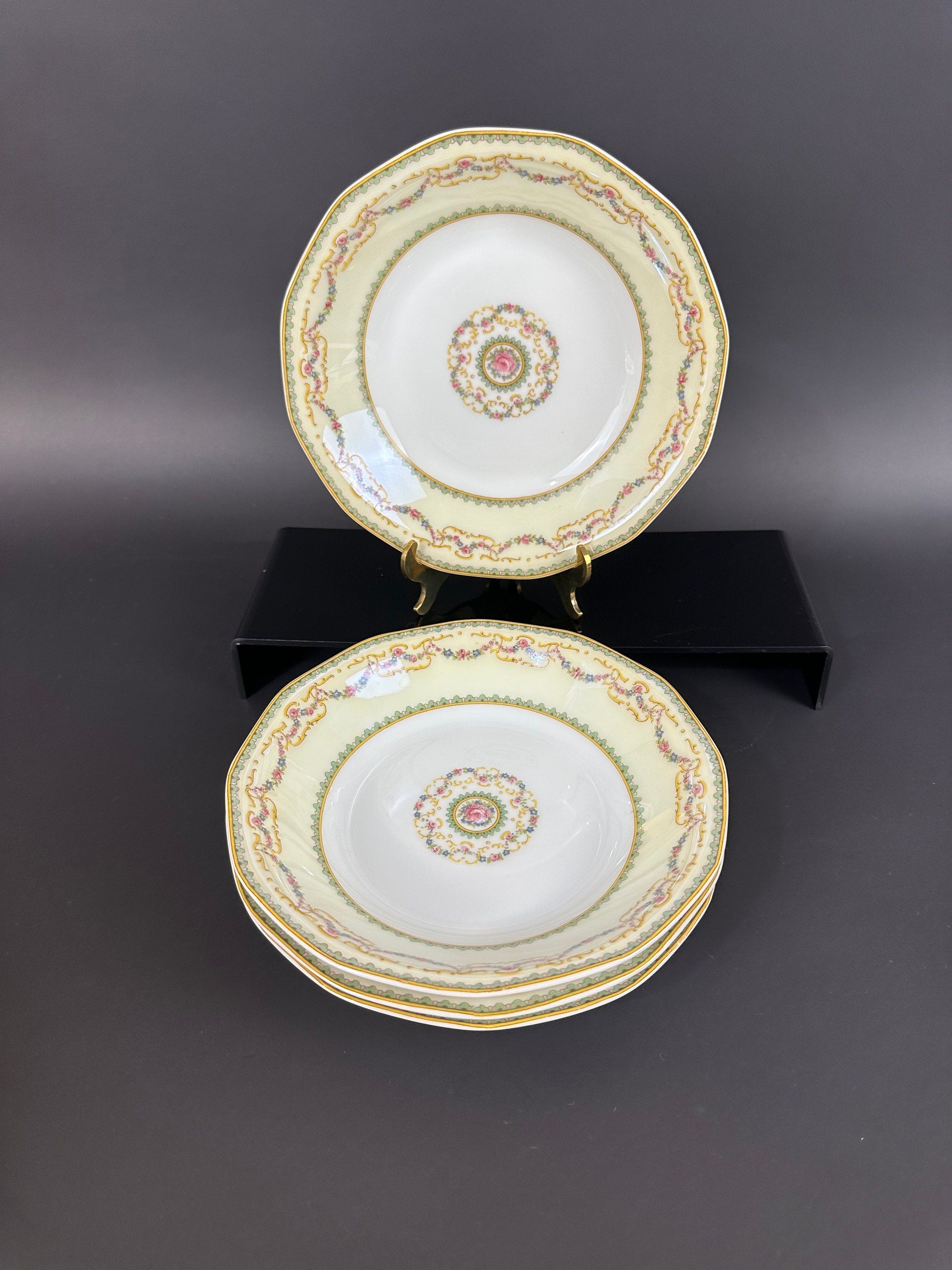 Four Coupe Shaped Haviland Venice Soup Bowls