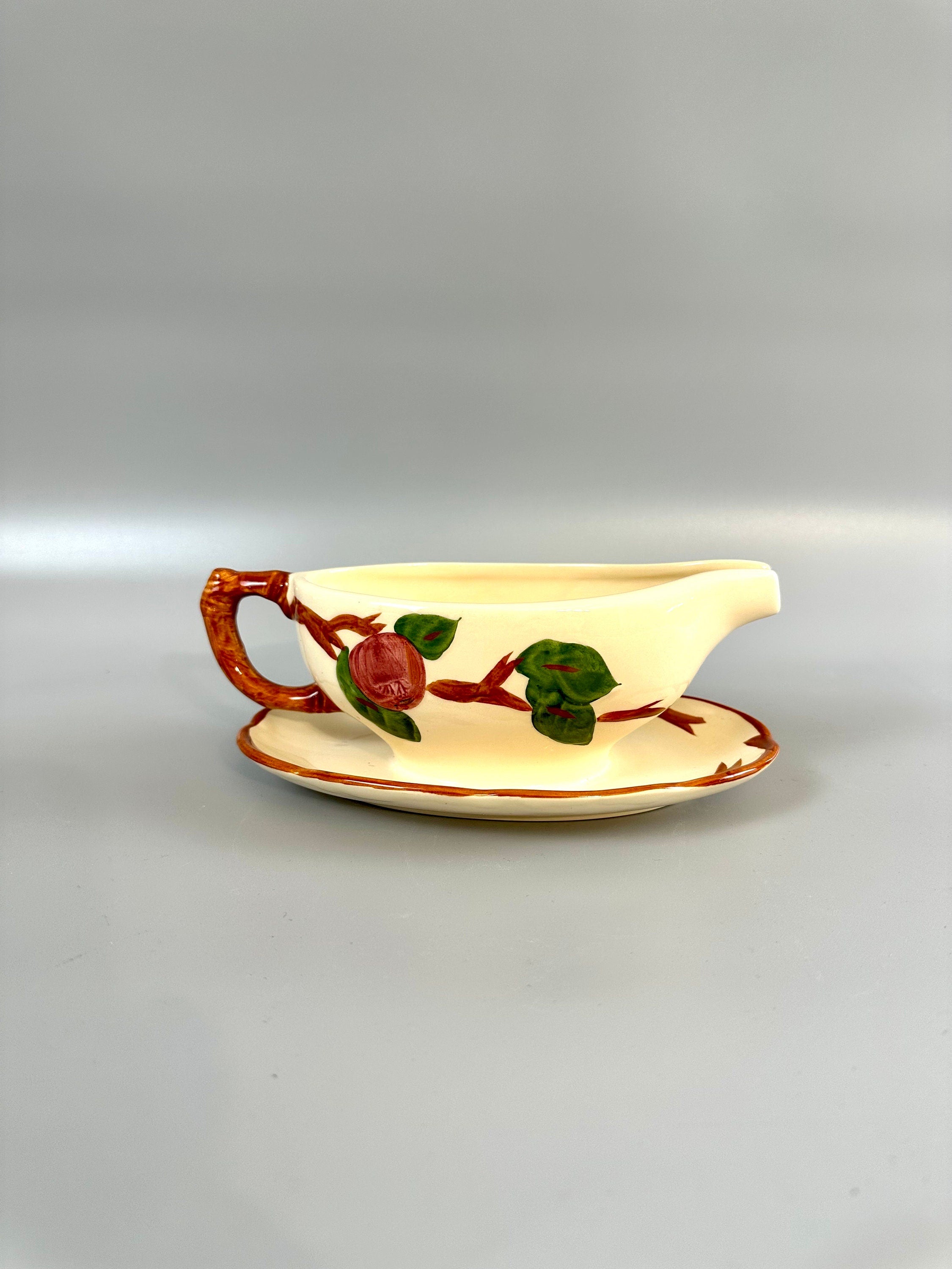 Franciscan Apple Gravyboat