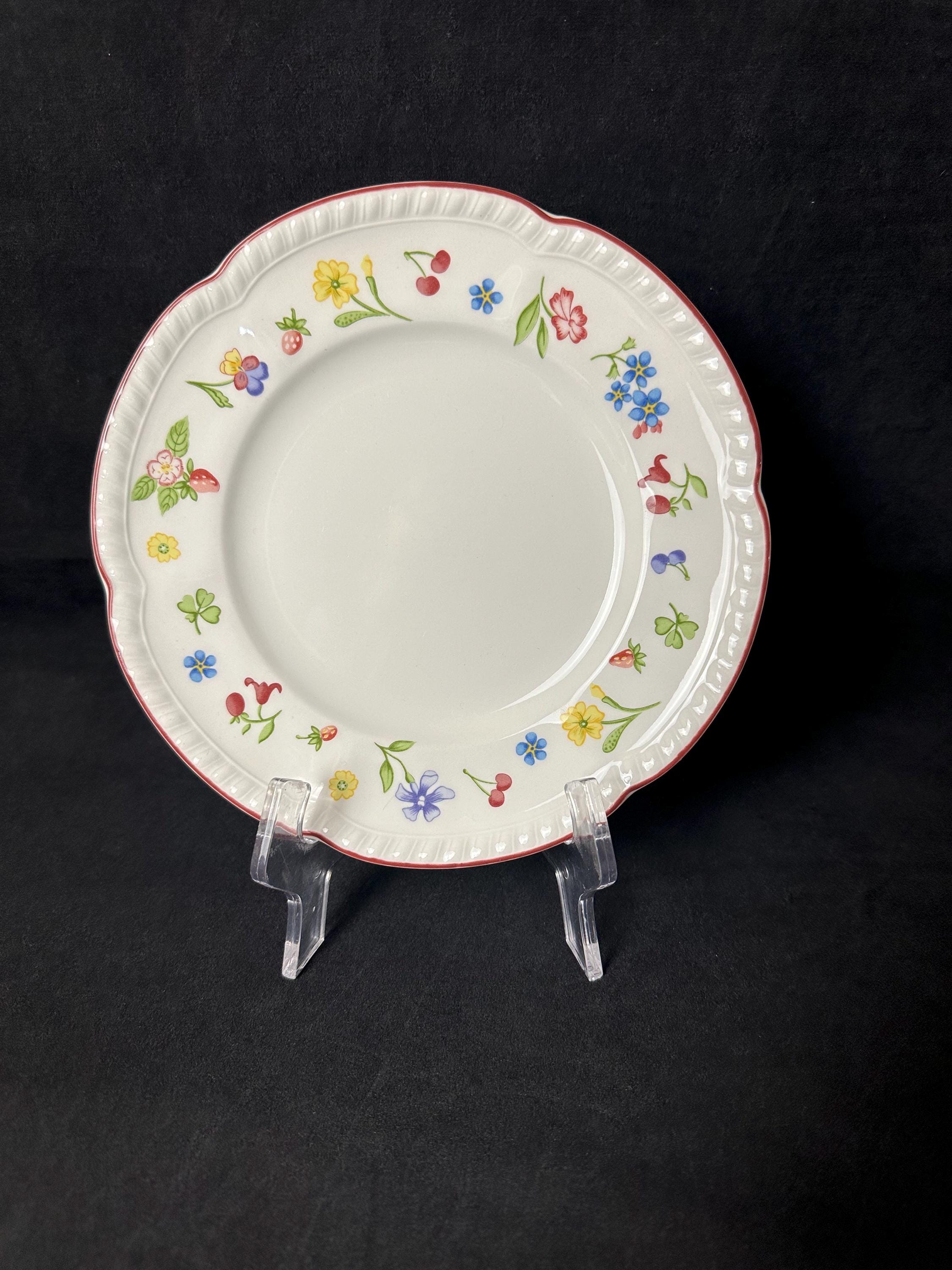 6 Johnson Brothers Fleurette Salad Plates