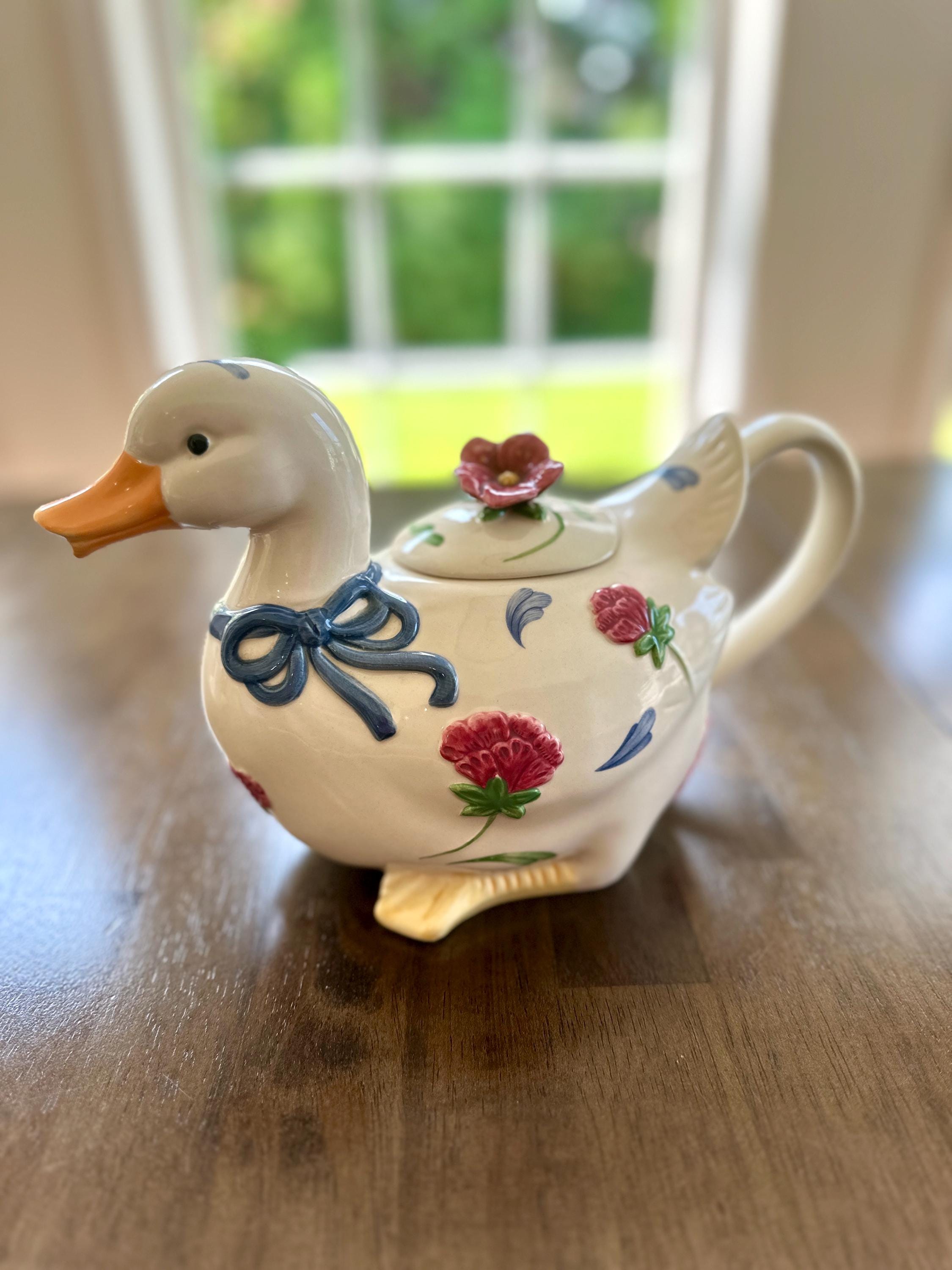Lenox Poppies on Blue Duck Teapot and 2 Teacups