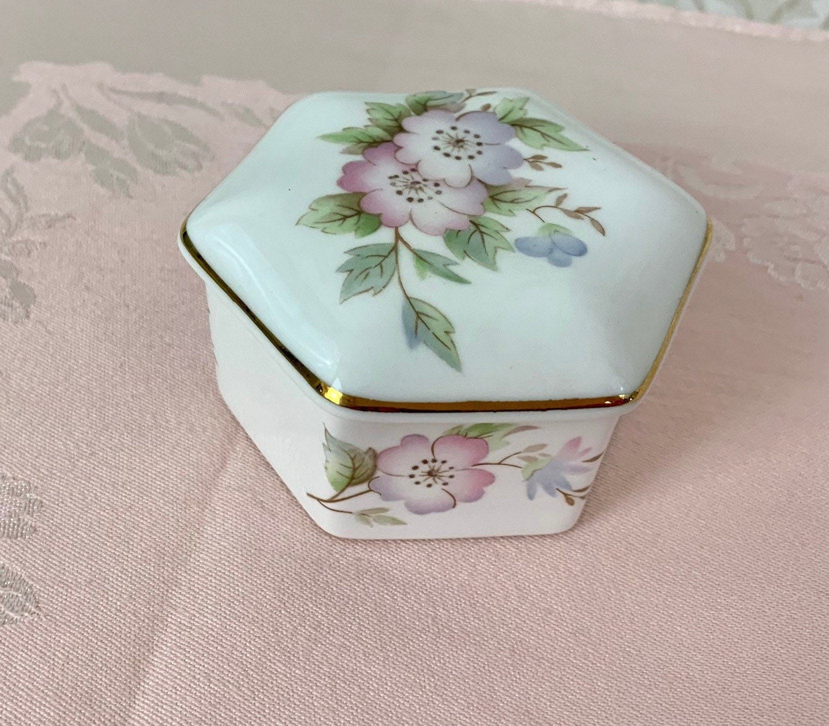 Hammersley Trinket Box Like New