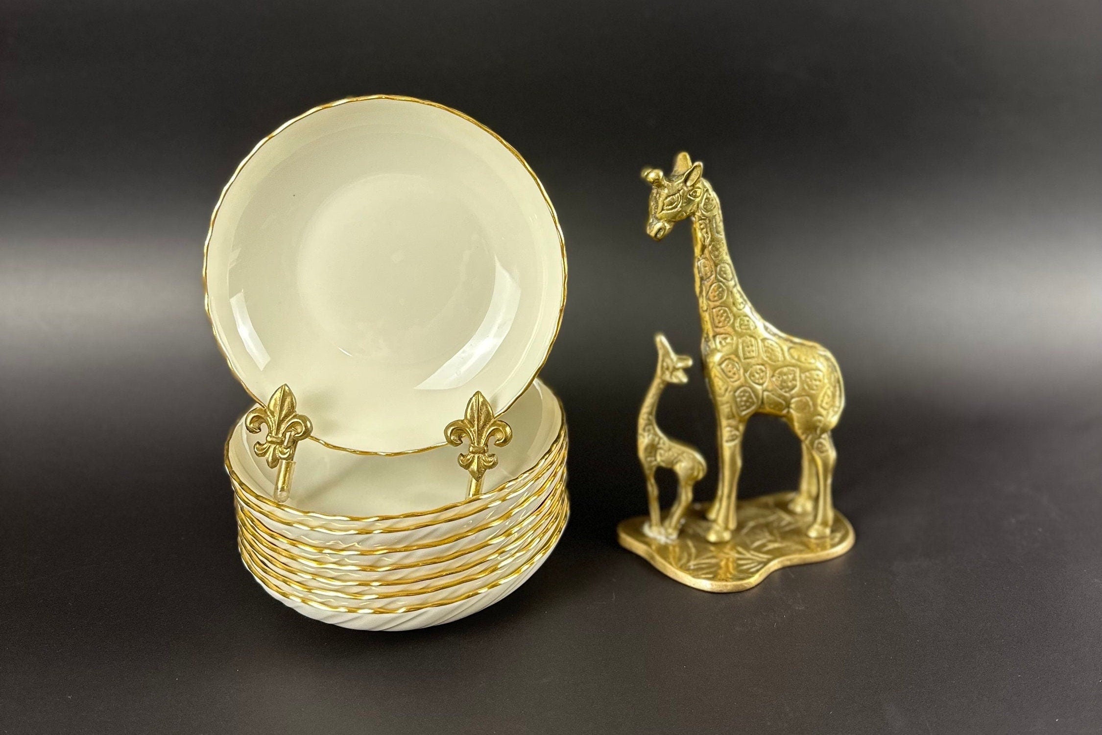 8 Lenox Laurent Fruit Bowls