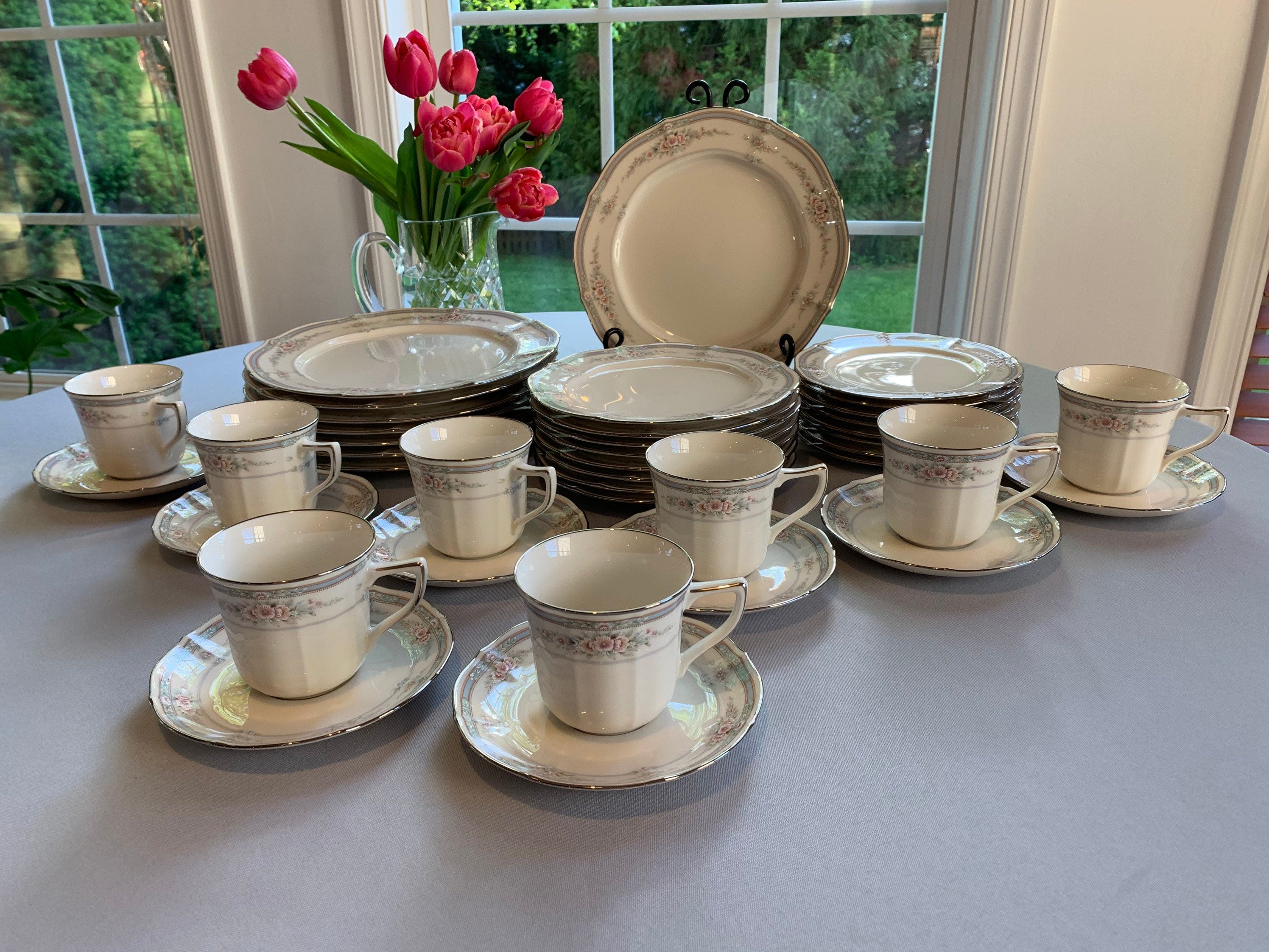 Noritake Rothschild 8 Place Settings