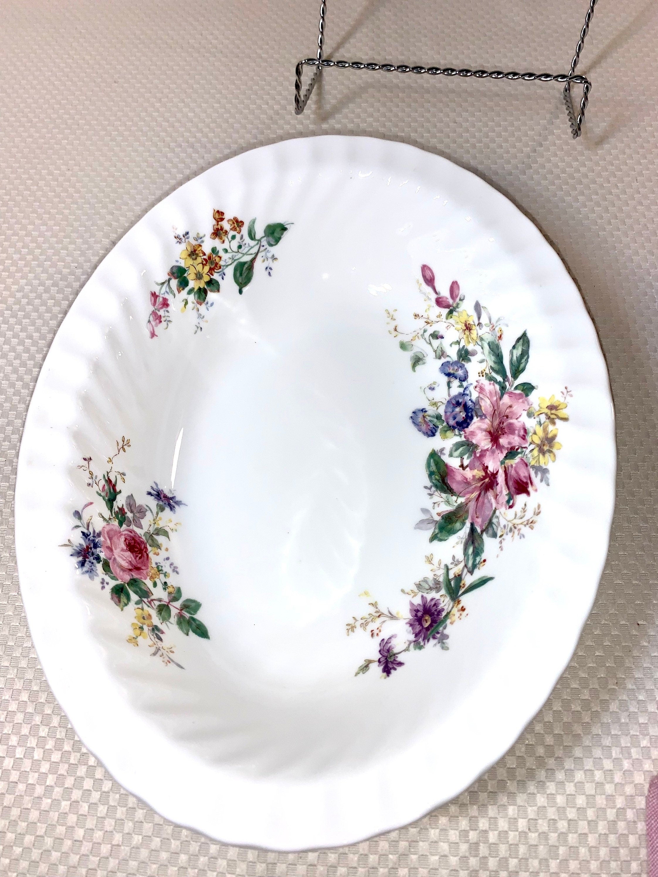 Royal Doulton Arcadia 10” Serving Bowl