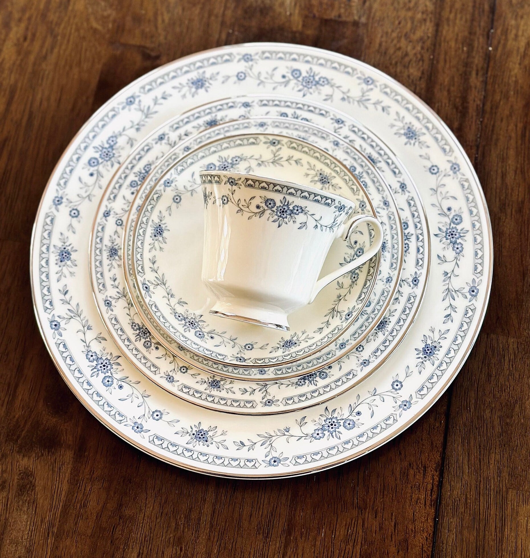 Minton Bellemeade Place Settings