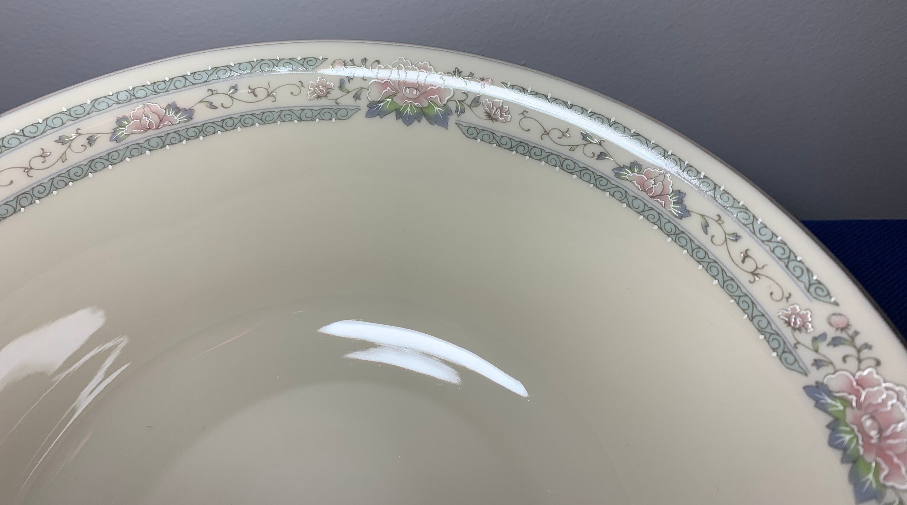 Lenox Charleston Round Serving Bowl