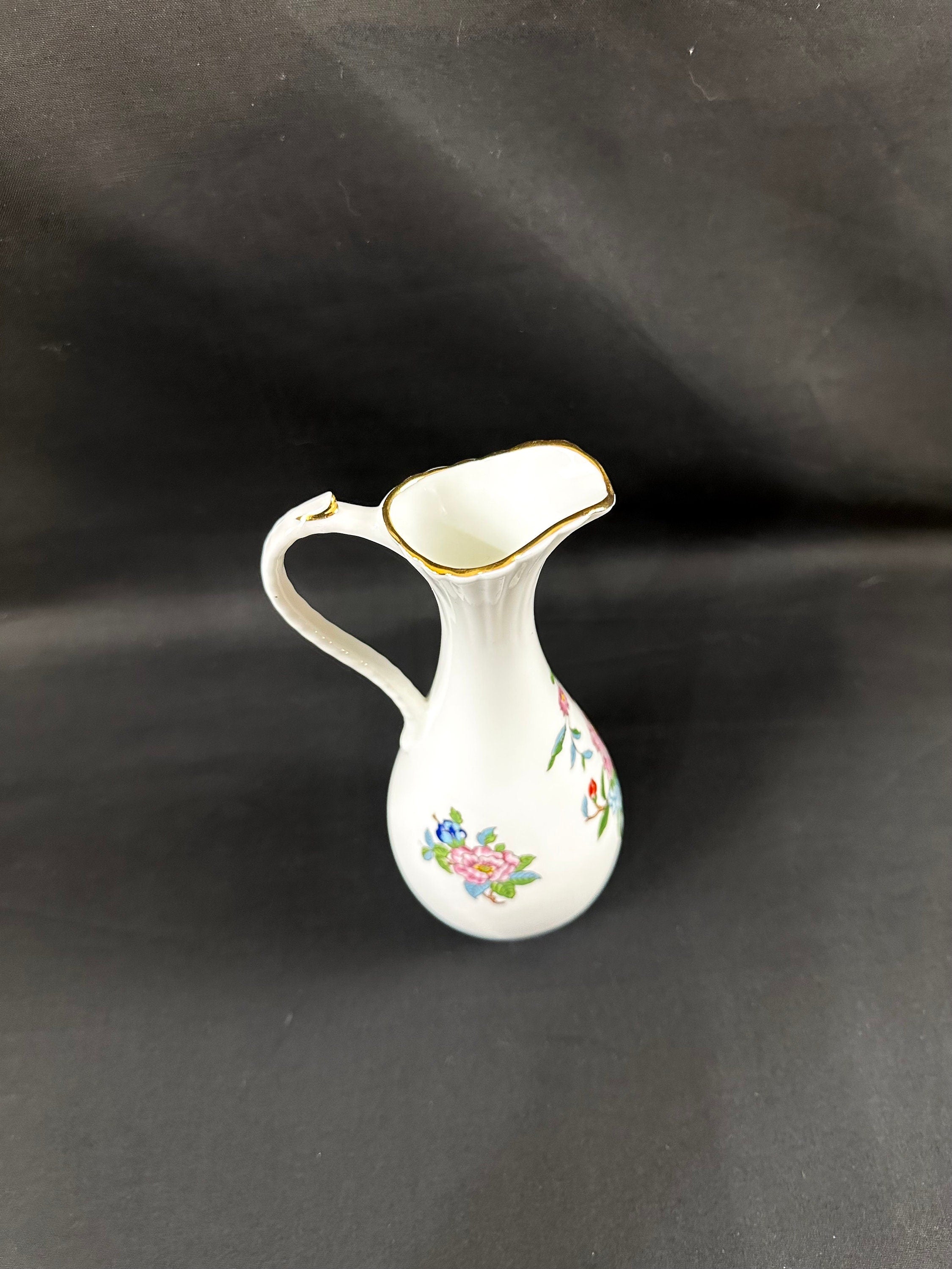 Aynsley Pembroke Tall Pitcher Vase