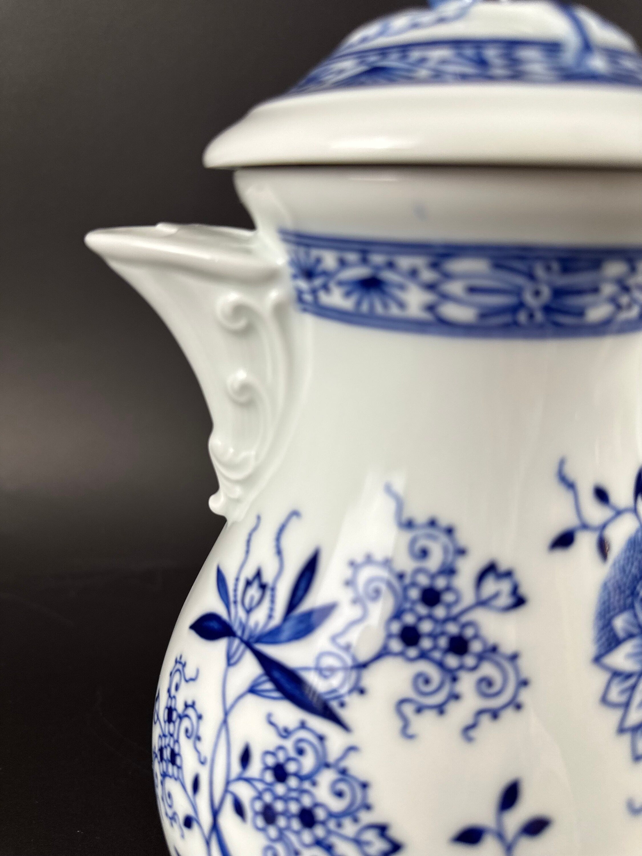 Hutschenreuther Blue Onion Coffee Pot