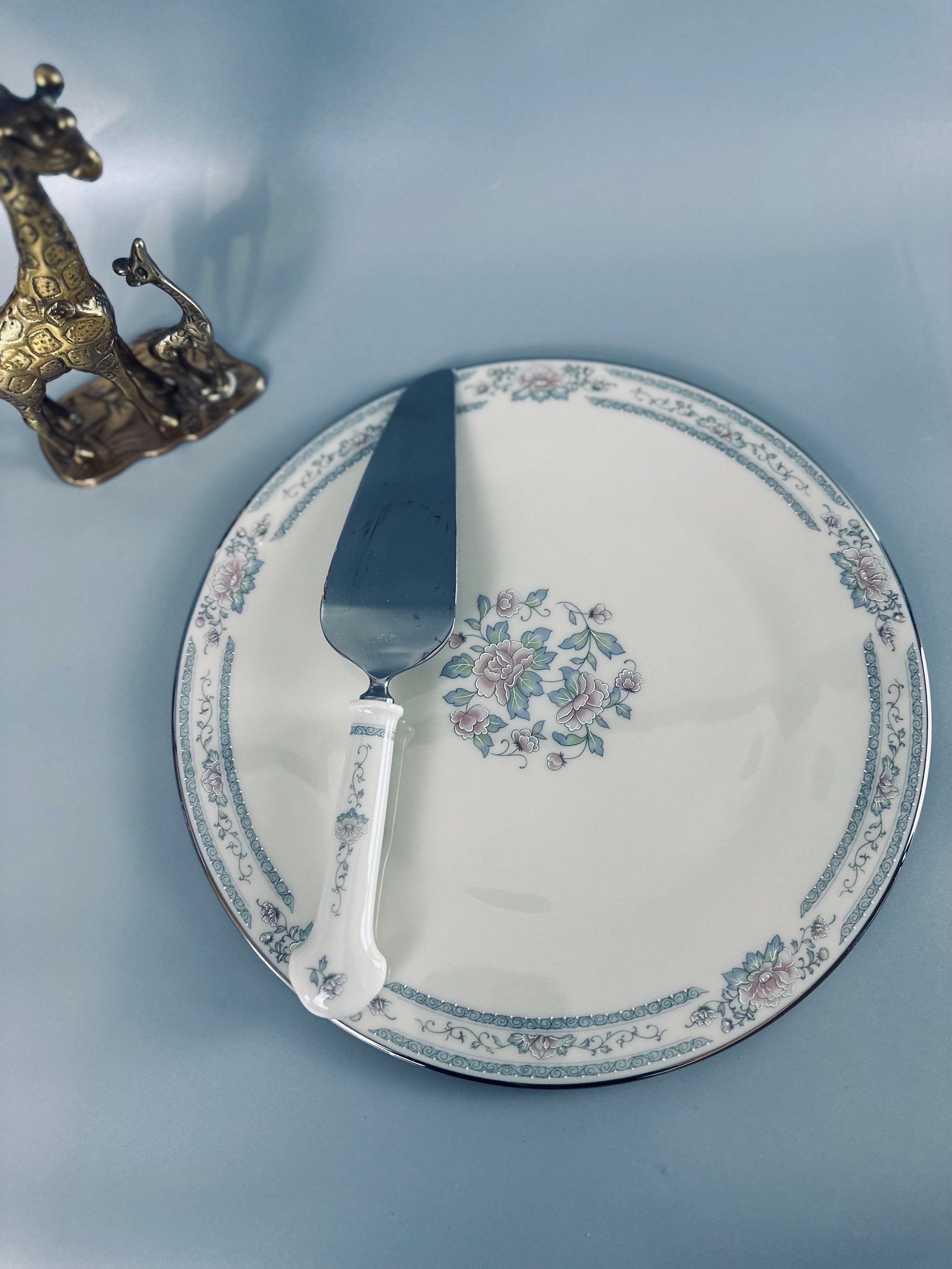 Lenox Charleston Cake Plate and Knife