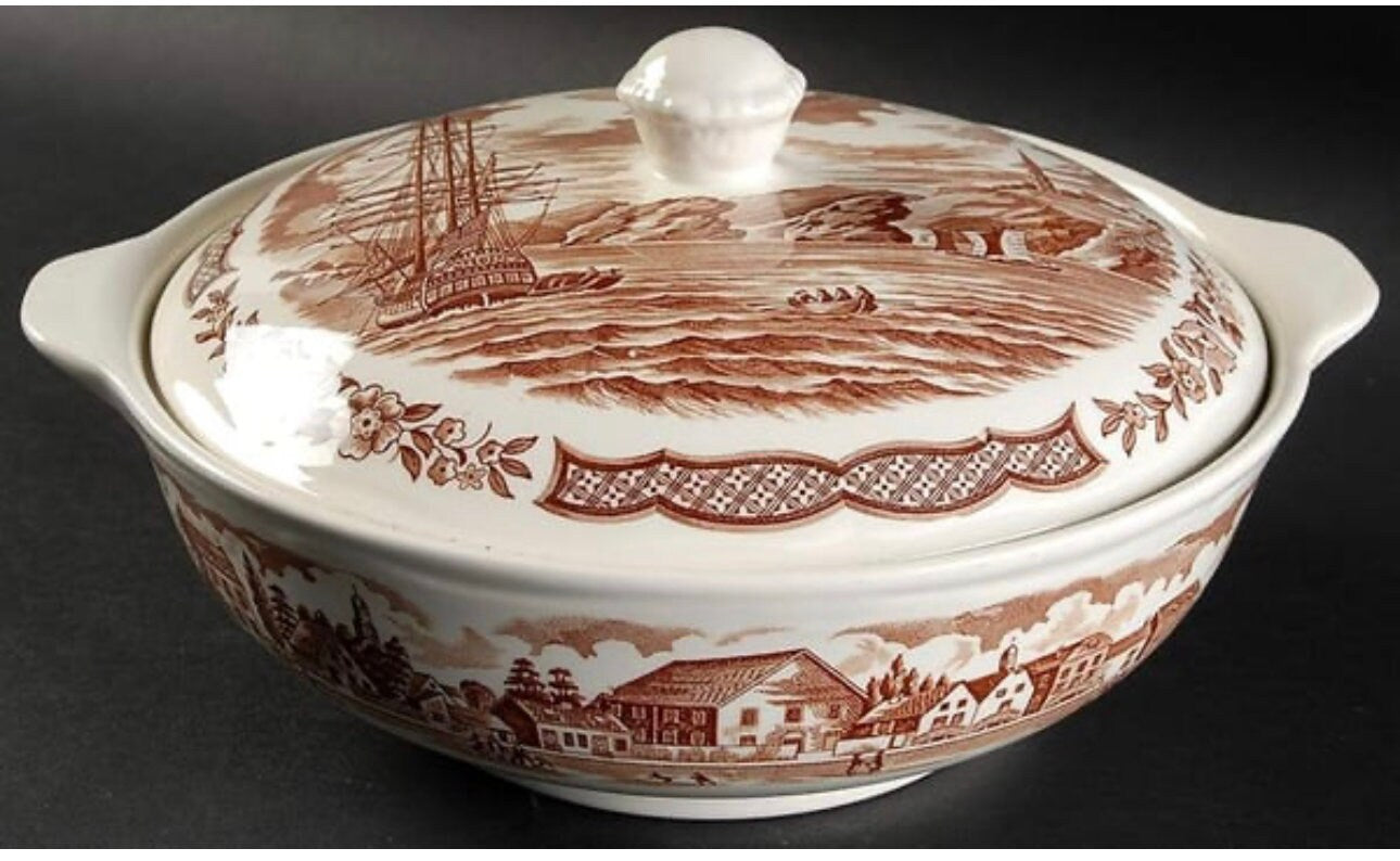 Fairwinds Covered Bowl by Alfred Meakin